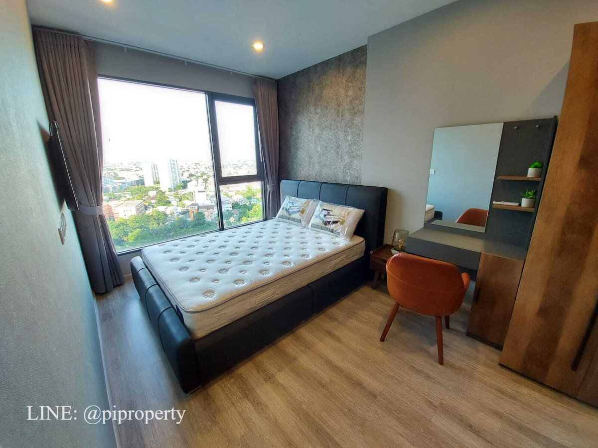 For RentCondoOnnut, Udomsuk : Fully furnished 1Bed unit for Sale in Ideo Mobi Sukhumvit 66. Ready to move in. BTS Udom Suk E11.