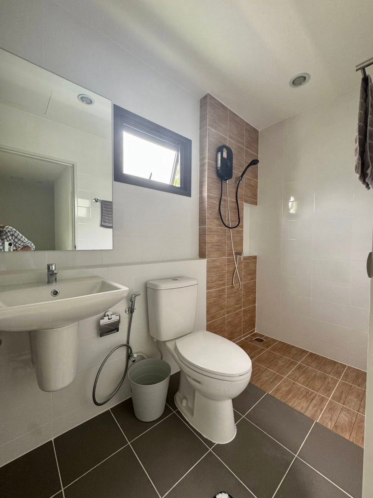 ให้เช่าทาวน์โฮมบางนา แบริ่ง ลาซาล : 🏷️ [For Rent] Pleno Sukhumvit–Bangna 2 | Corner Unit | 160 sq.m. | 3 Bed | Big Kitchen | Rent 40,000 THB | LINE: @323gqmho | Ref: T2070