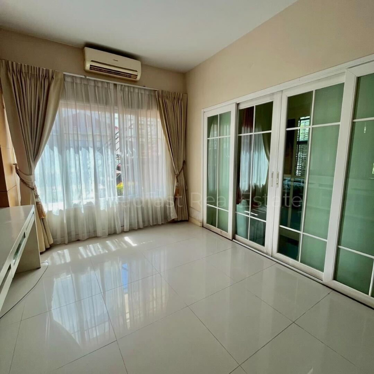 ขายบ้านพระราม 5 ราชพฤกษ์ บางกรวย : 🏡ขาย 7,000,000 บาท ราคาต่ำกว่าราคาประเมิน บ้านเดี่ยว 4 นอน 5 น้ำ | บ้านเพอร์เฟคมาสเตอร์พีซ รัตนาธิเบศร์ 🏚️🌳INE: @steadfastre