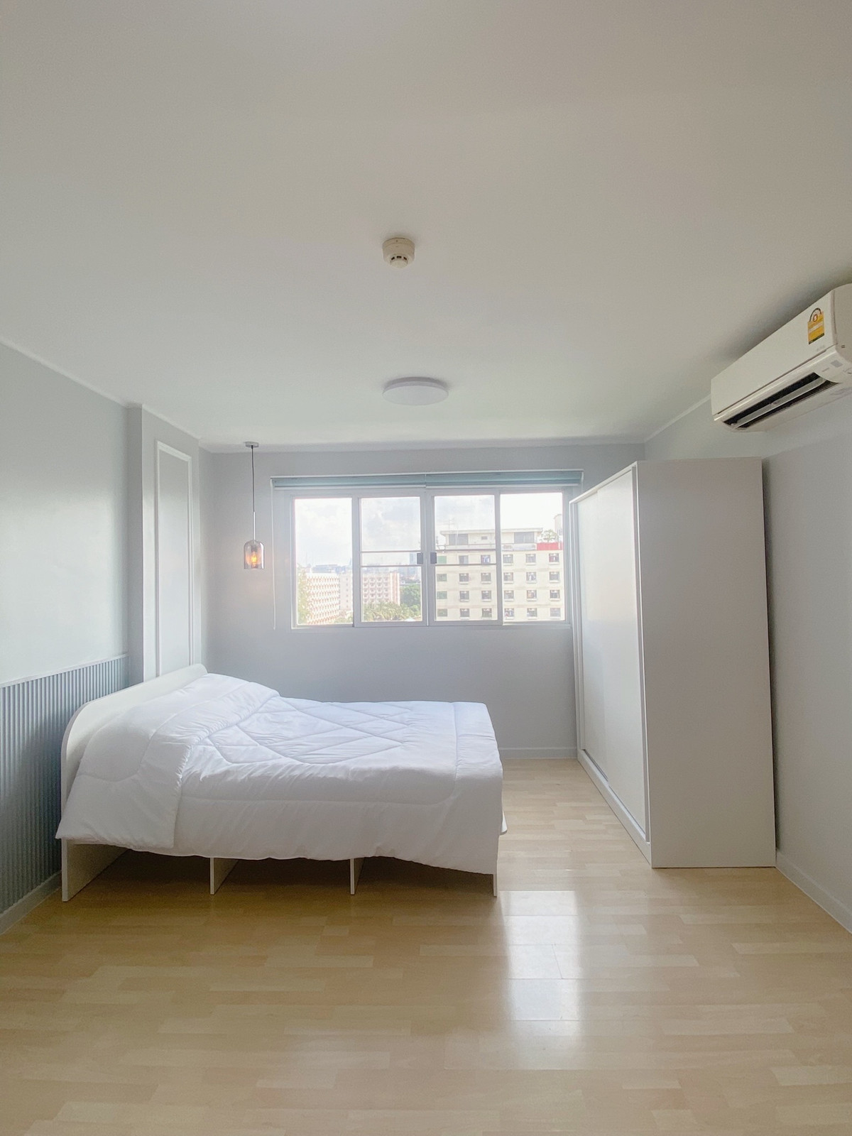 For RentCondoPinklao, Charansanitwong : 🏙✨ For rent, Dcondo Charan - Bang Khun Non, Building B, 8th floor, room ready to move in, fully furnished, only 9,000 baht/month.