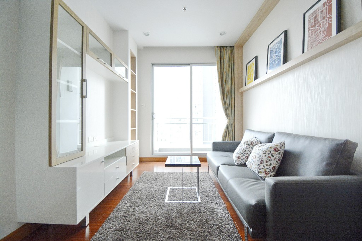 ให้เช่าคอนโดสาทร นราธิวาส : 2325♛เช่า 1 ห้องนอน♙ศุภาลัย ไลท์ สาทร-เจริญราษฎร์♜BTSสุรศักดิ์∞099-5919653,065-9423251🜲Line@sureresidence