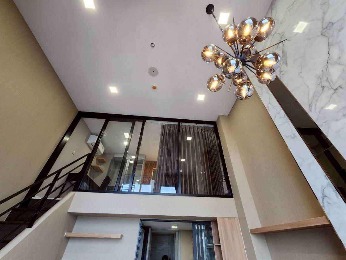 For RentCondoPathum Thani,Rangsit, Thammasat : 🚩For rent: Modiz Launch, Duplex room, 2 floors, area 27 sq m., Muji + Modern style, built-in decoration with decorative lights and decorative mirrors.