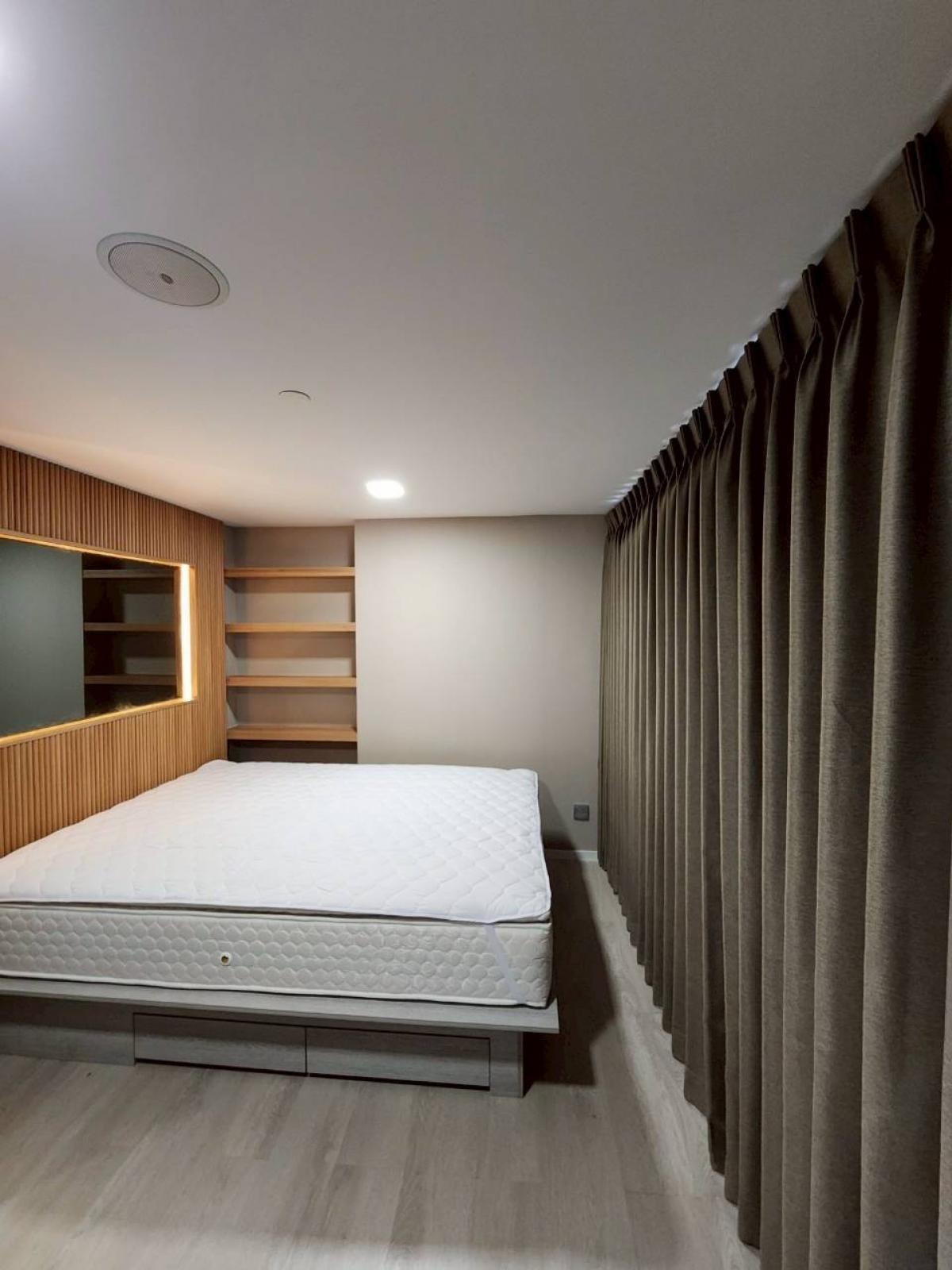 For RentCondoPathum Thani,Rangsit, Thammasat : 🚩For rent: Modiz Launch, Duplex room, 2 floors, area 27 sq m., Muji + Modern style, built-in decoration with decorative lights and decorative mirrors.