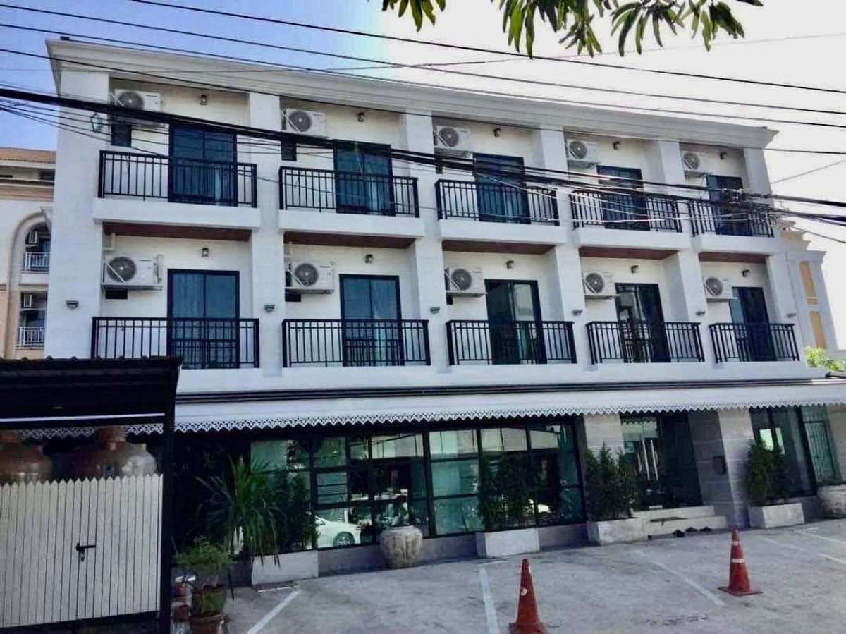 ขายอาคารพาณิชย์ลาดกระบัง สุวรรณภูมิ : ✨ ขาย Apartment “U Home” รายได้แน่น! ลูกค้าเต็ม 31 ห้อง ✨🏡

ทำเลทอง ใกล้สนามบินสุวรรณภูมิ เพียง 5 นาที เท่านั้น 🚀✈️