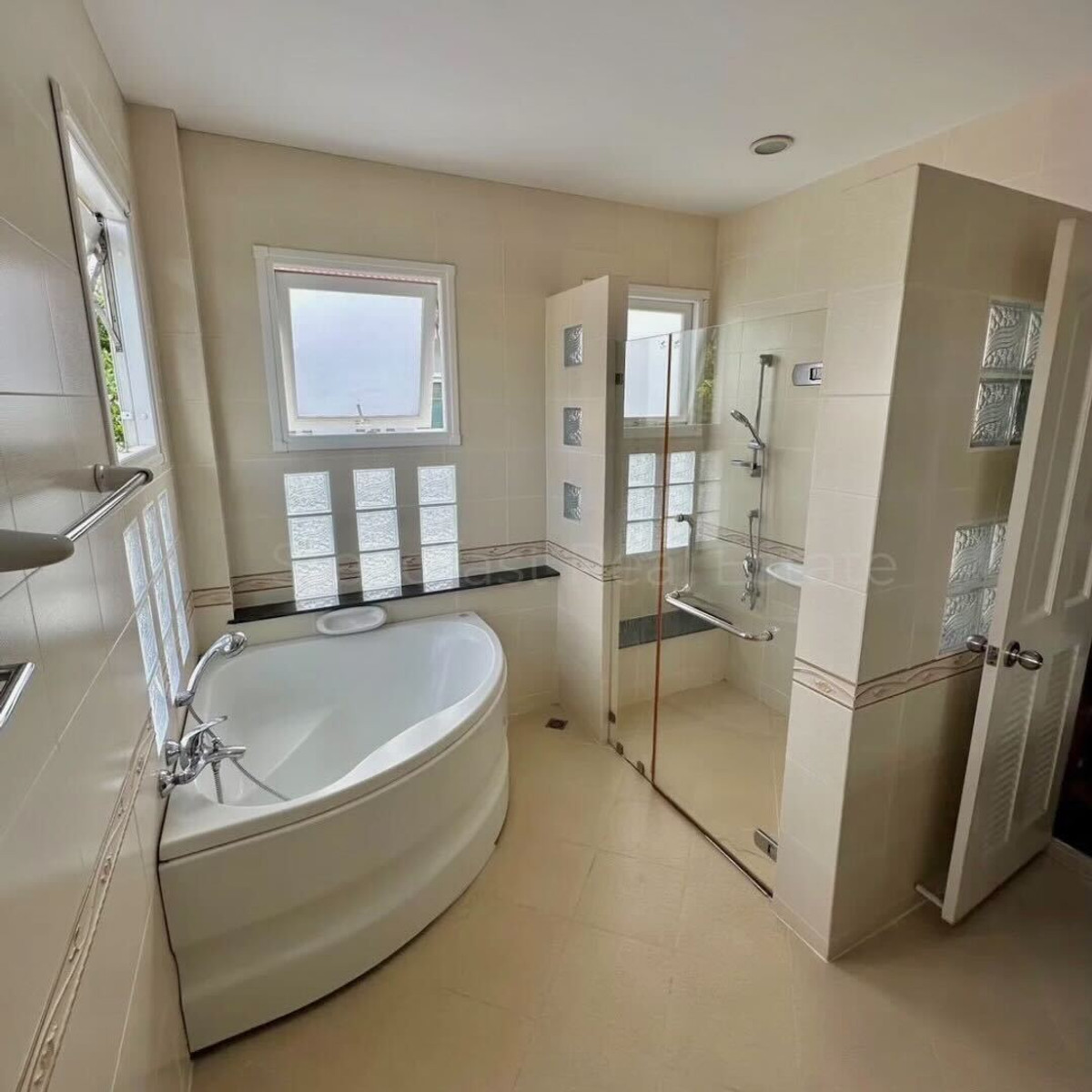 ขายบ้านพระราม 5 ราชพฤกษ์ บางกรวย : 🏡ขาย 7,000,000 บาท ราคาต่ำกว่าราคาประเมิน บ้านเดี่ยว 4 นอน 5 น้ำ | บ้านเพอร์เฟคมาสเตอร์พีซ รัตนาธิเบศร์ 🏚️🌳INE: @steadfastre