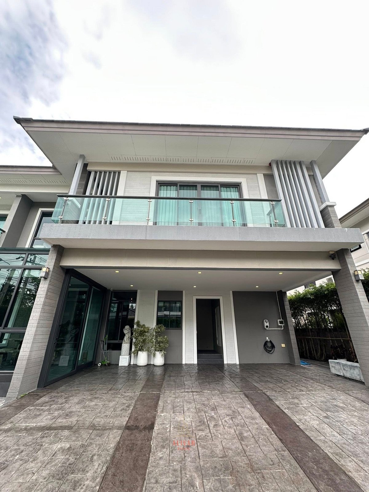 For RentHousePattanakan, Srinakarin : SH110125 For sale, 2-story detached house, 6 bedrooms at The Palm Pattanakarn.