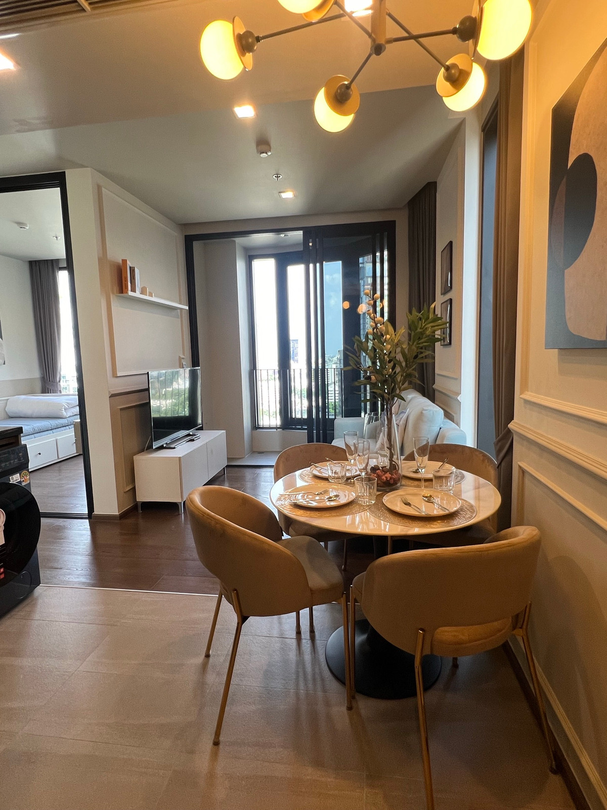 ให้เช่าคอนโดสุขุมวิท อโศก ทองหล่อ : For rent, 1 Bed Plus Room fully furnished (47 Sqm)