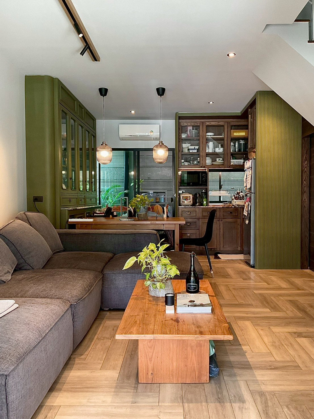 For SaleTownhomeOnnut, Udomsuk : ✅ Owner sells himself Townhome 3 floors: 5,000,000 baht "Baan Klang Muang Srinakarin-On Nut" by AP, Yellow Line, Si Nut Station