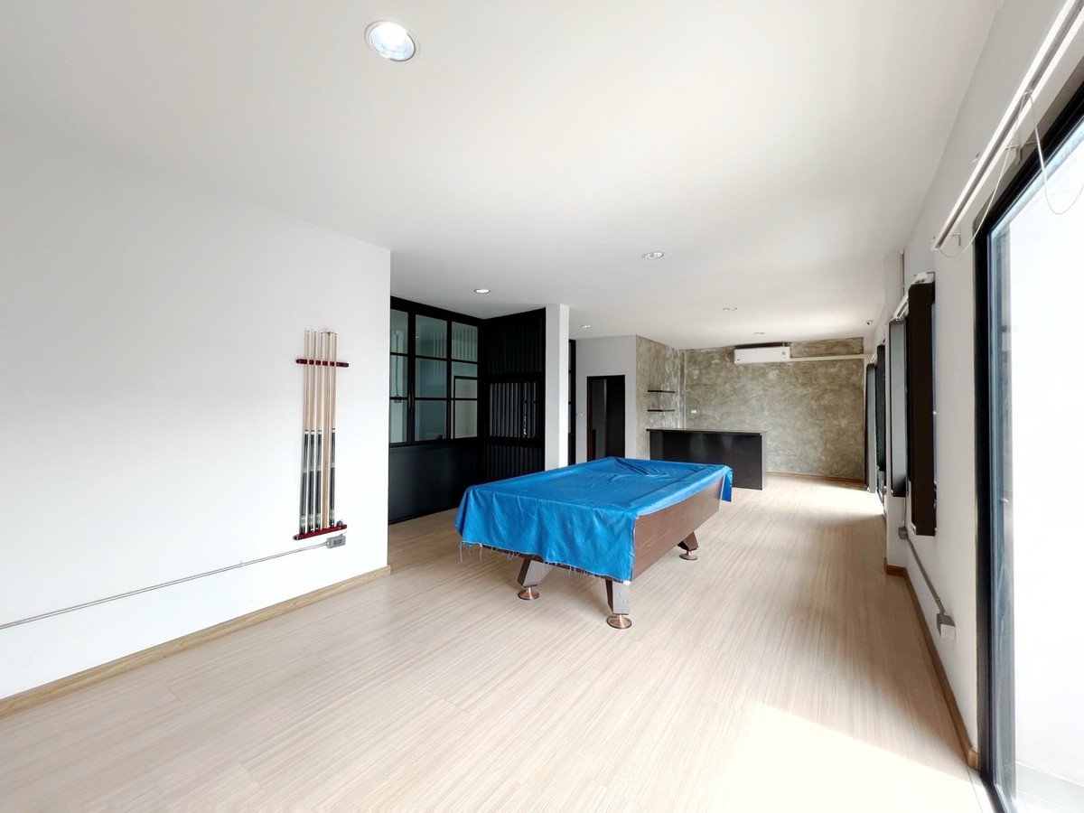 For SaleTownhomePattanakan, Srinakarin : 🔥[ For sale ] - [ City Link Rama 9-Srinakarin Project ] [ Home office 3 floors + mezzanine 2 units, corner room, wide front ] Suitable for an office, 15.99 million baht 👍