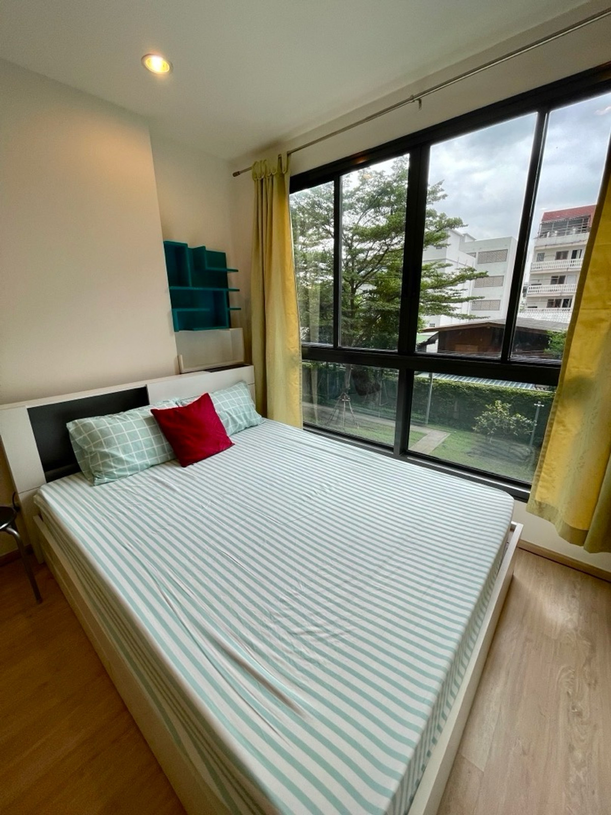 For RentCondoThaphra, Talat Phlu, Wutthakat : For rent Ideo Sathorn Tha Phra