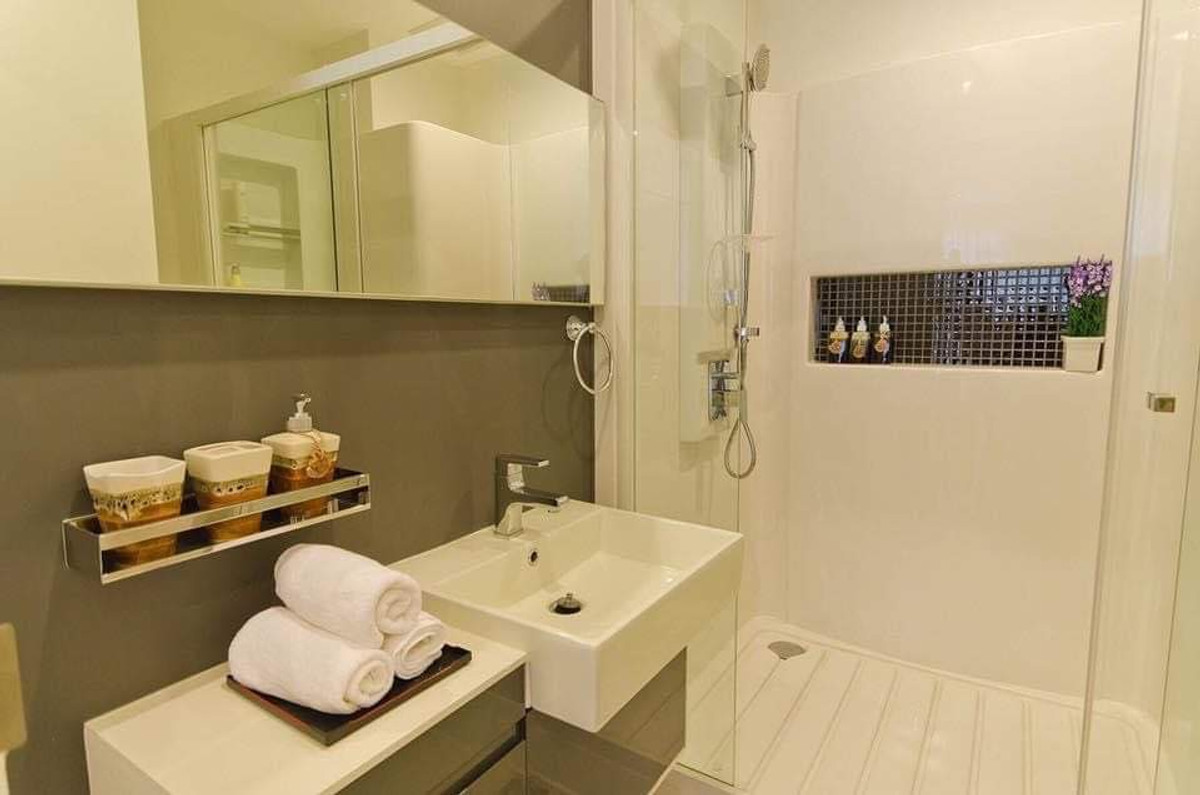 For SaleCondoOnnut, Udomsuk : Condo for sale The Room Sukhumvit 62 price 5,600,000 baht [FLs251115]