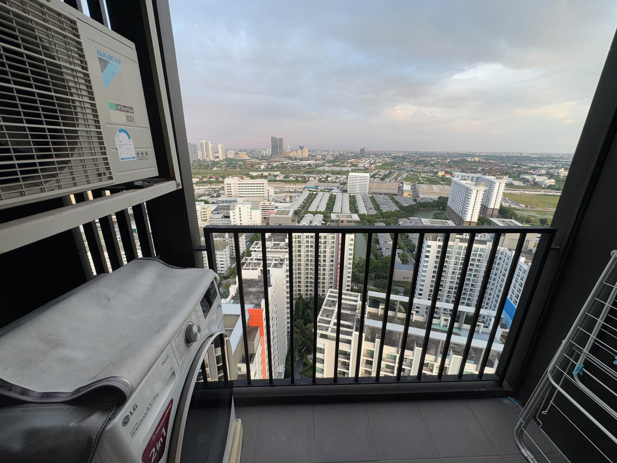 For RentCondoPattanakan, Srinakarin : For rent, 27 sq m, 32nd floor, Nue Noble Srinakarin Lasalle Condo.
