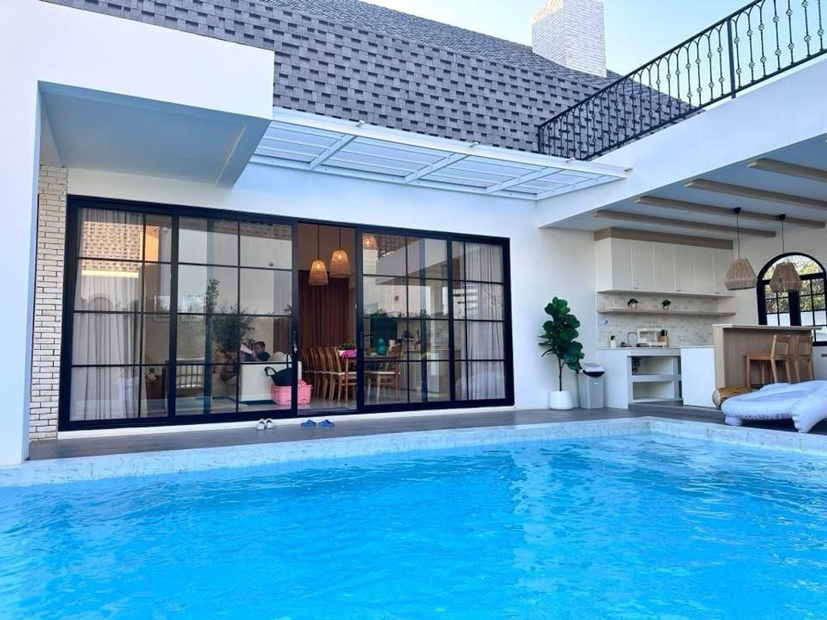 ขายบ้านปากช่อง เขาใหญ่ : 📢👇 บ้านสไตล์นอร์ดิก พร้อมสระว่ายน้ำ อากาศดีตลอดปี วิวเขาใกล้สถานที่ท่องเที่ยวหลายแห่งใกล้แหล่งชุมชน เหมาะเป็นที่อยู่อาศัย บ้านพักตากอากาศ หรือ ปล่อยเช่า