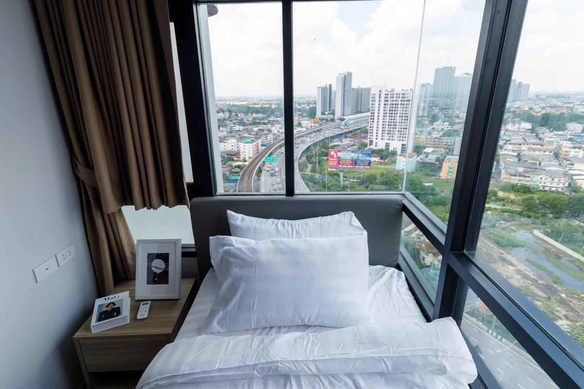 ให้เช่าคอนโดท่าพระ ตลาดพลู วุฒากาศ : ให้เเช่าคอนโด 2 ห้องนอน  ตกแต่งโดนเด่น เป็นสัดส่วน วิวเมืองโล่ง สิ่งอำนวยความสะดวกมากมาย 