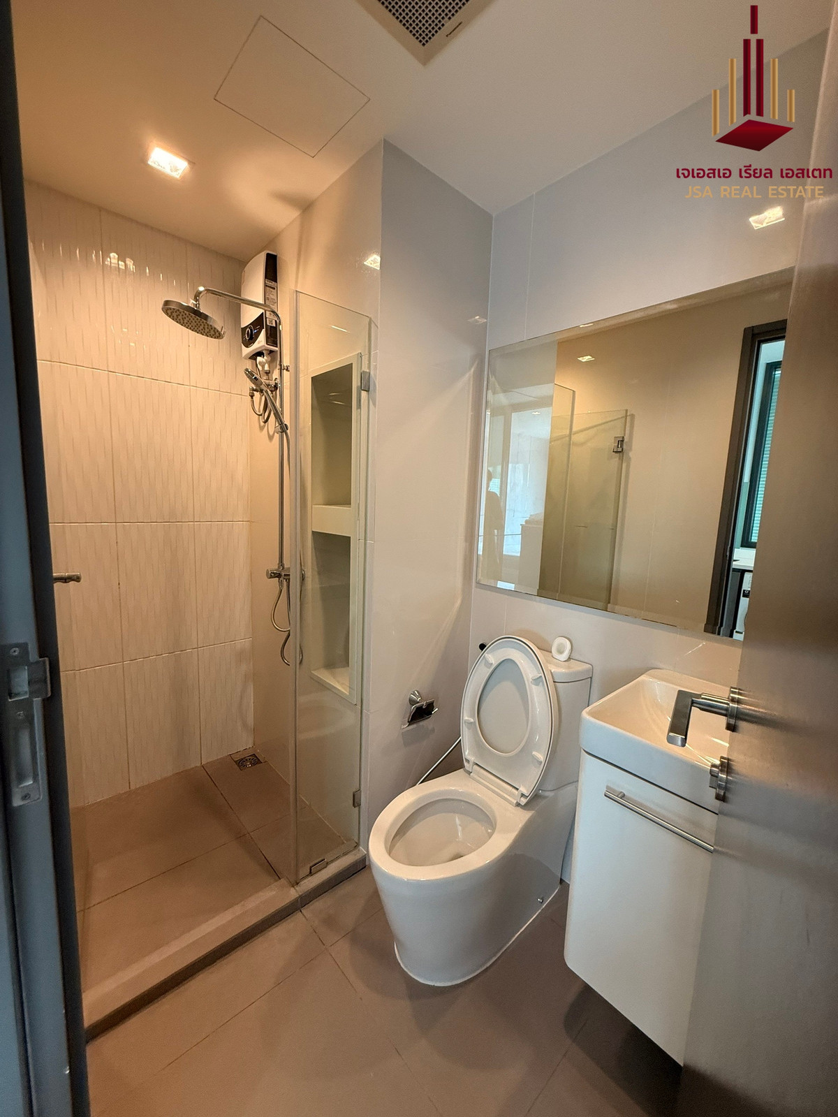 ขายคอนโดราชเทวี พญาไท : ✨Rhythm Rangnam for Sale only 6.8MB Corner unit✨