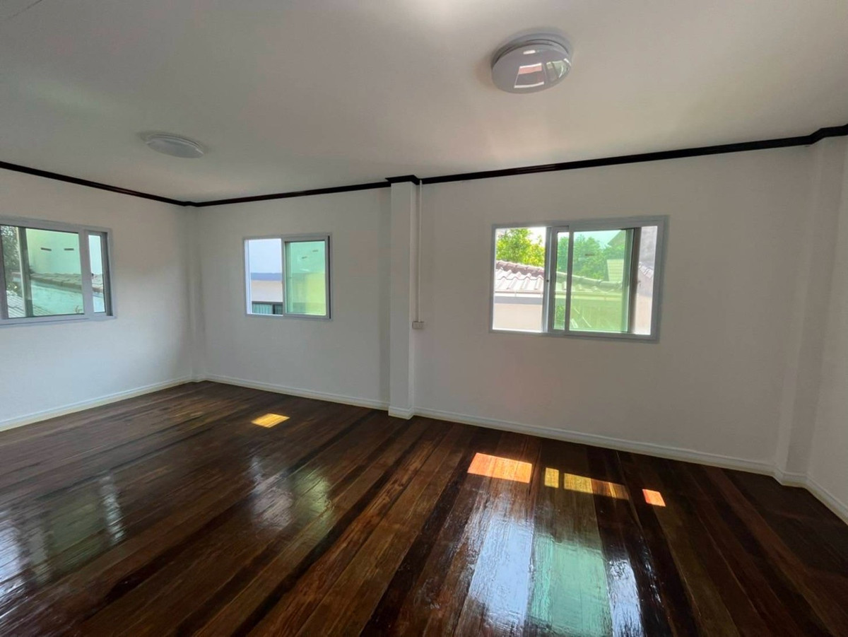 ขายบ้านพัฒนาการ ศรีนครินทร์ : ขายด่วน! ที่ดินพร้อมบ้าน ทำเลดี อ่อนนุช 51 