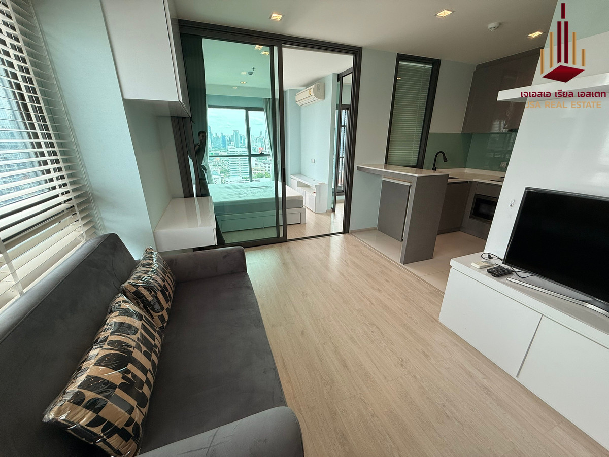 For SaleCondoRatchathewi,Phayathai : ✨Rhythm Rangnam for Sale only 6.8MB Corner unit✨