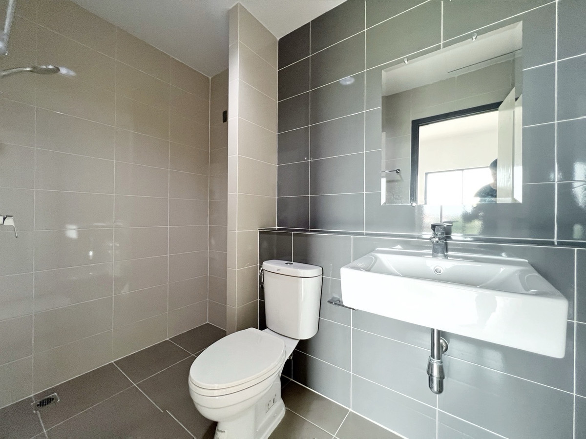 For SaleTownhomePattanakan, Srinakarin : 🔥[ For sale ] - [ City Link Rama 9-Srinakarin Project ] [ Home office 3 floors + mezzanine 2 units, corner room, wide front ] Suitable for an office, 15.99 million baht 👍