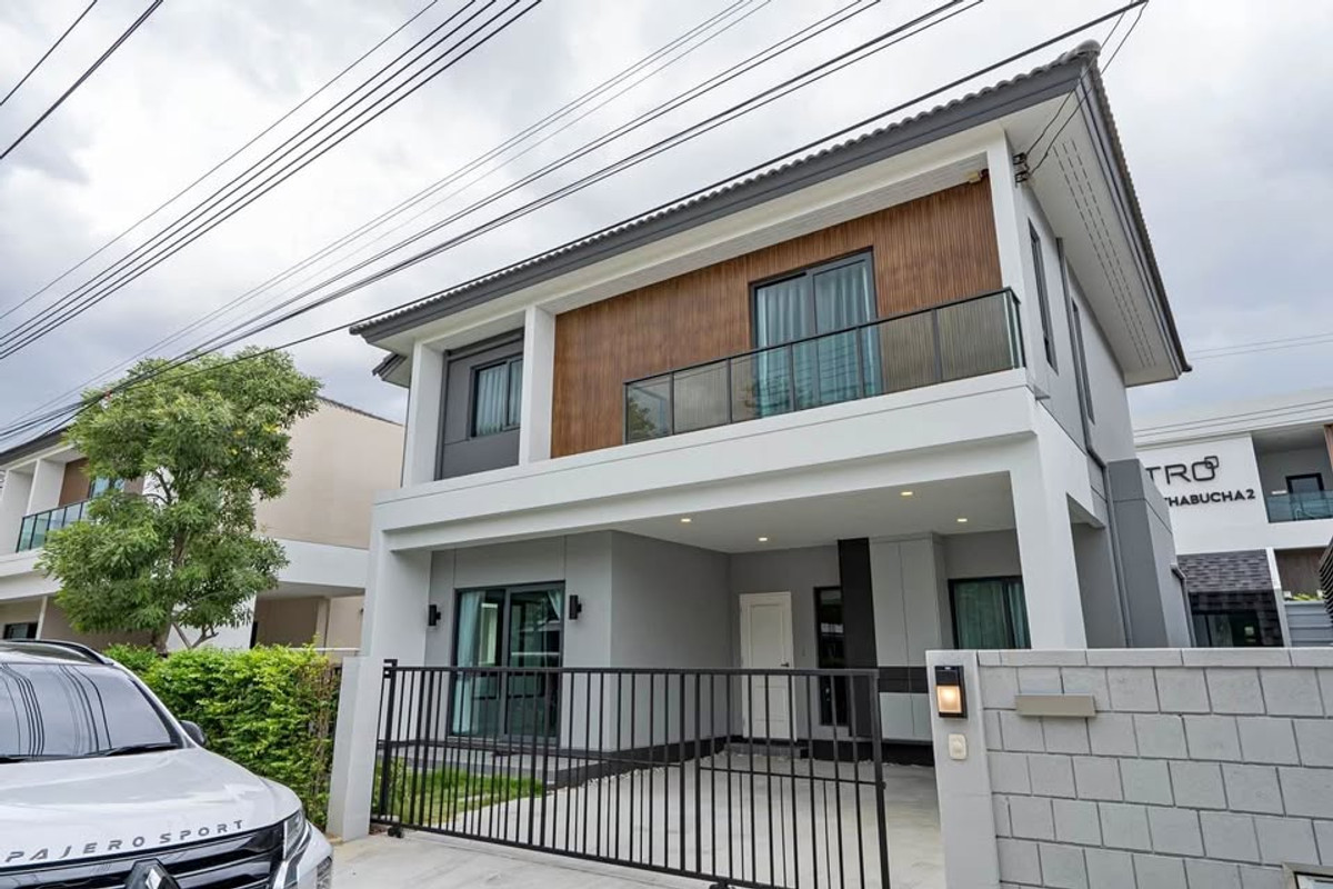 ให้เช่าบ้านราษฎร์บูรณะ สุขสวัสดิ์ : ให้เช่า Centro Rama2 – Phutthabucha (เซนโทร พระราม2 – พุทธบูชา) บ้านเดี่ยว 2 ชั้น 4 ห้องนอน 5 ห้องน้ำ เฟอร์นิเจอร์ครบ พร้อมอยู่