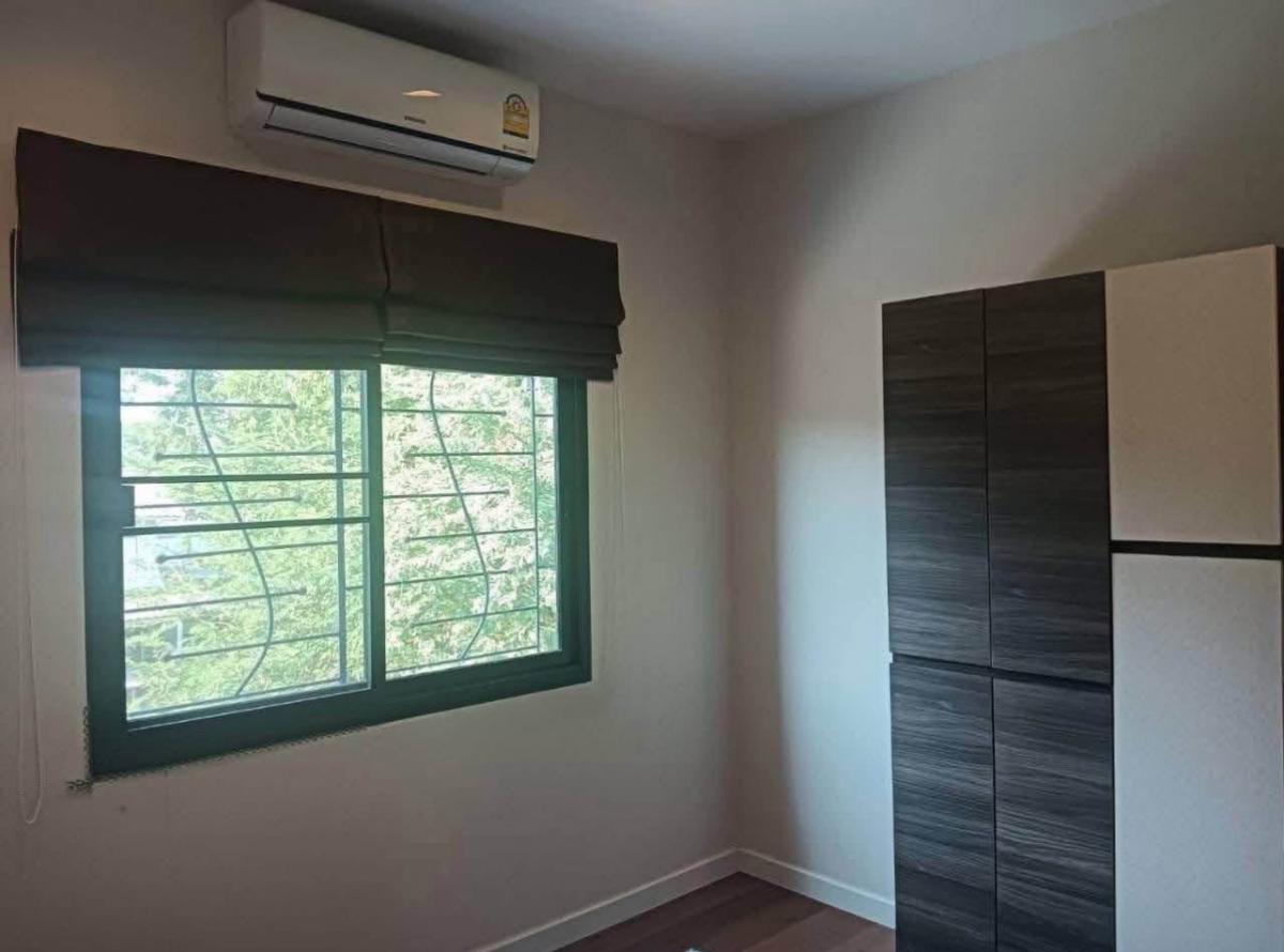 ให้เช่าทาวน์โฮมลาดพร้าว เซ็นทรัลลาดพร้าว : ให้เช่าทาวน์โฮม Cozy @ ลาดพร้าว 41 3 ห้องนอน 3 ห้องน้ำ พร้อมแอร์เย็นสบาย ทำเลดี ใกล้ MRT ลาดพร้าว และสถานีรถไฟฟ้าสายสีเหลือง เริ่มต้น 27,000 บาท/เดือน