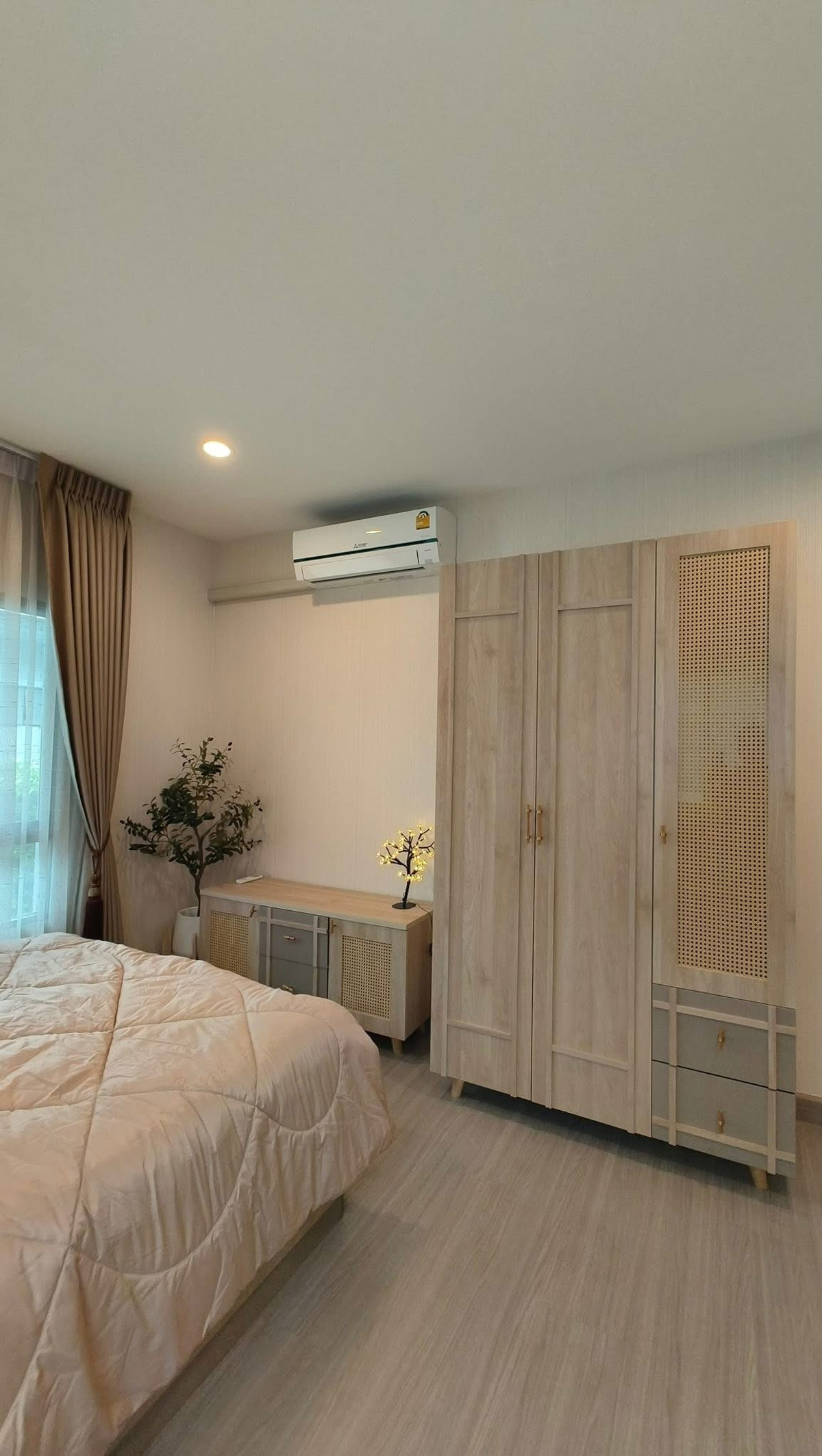 For SaleHouseChaengwatana, Muangthong : Luxury detached house for sale modern style Simple, elegant but perfect in every corner. The Palm Chaengwattana-Chaiyaphruek 70 square meters.