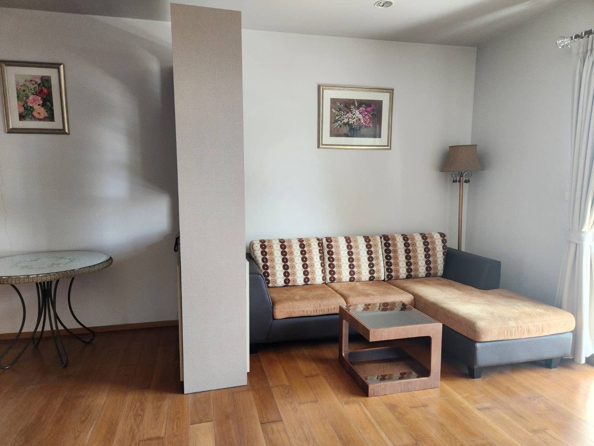 For SaleCondoWongwianyai, Charoennakor : ⚡️Hot Deal⚡️Hive taksin 💎49 Sqm 💎 3.95 Mb🔥 Cheapest in the market ⚡️ Open Bts view, not blocked⚡️If interested, contact to make an appointment to view🔥 Putter 0928895628🔥