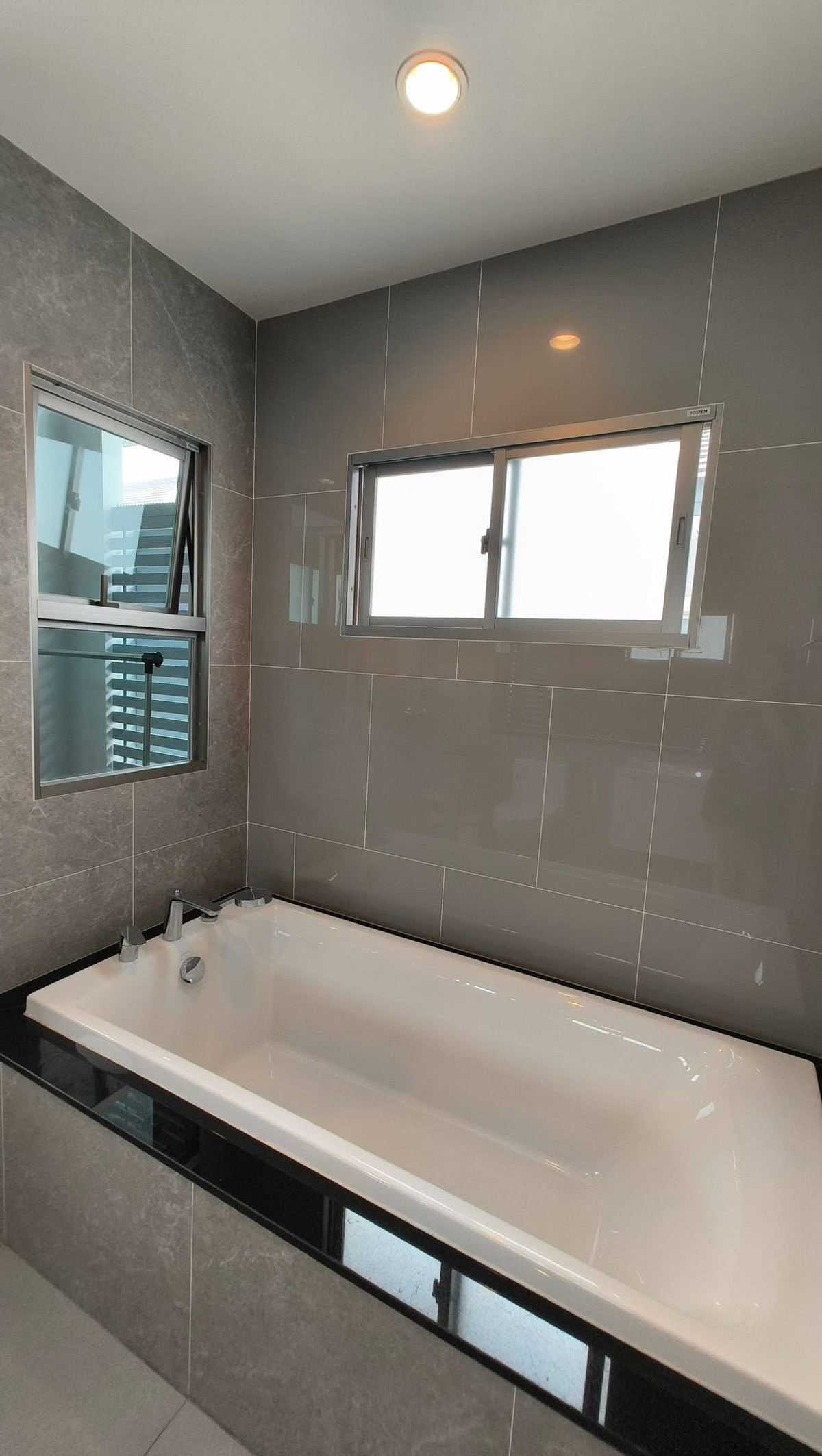 For SaleHouseChaengwatana, Muangthong : Luxury detached house for sale modern style Simple, elegant but perfect in every corner. The Palm Chaengwattana-Chaiyaphruek 70 square meters.