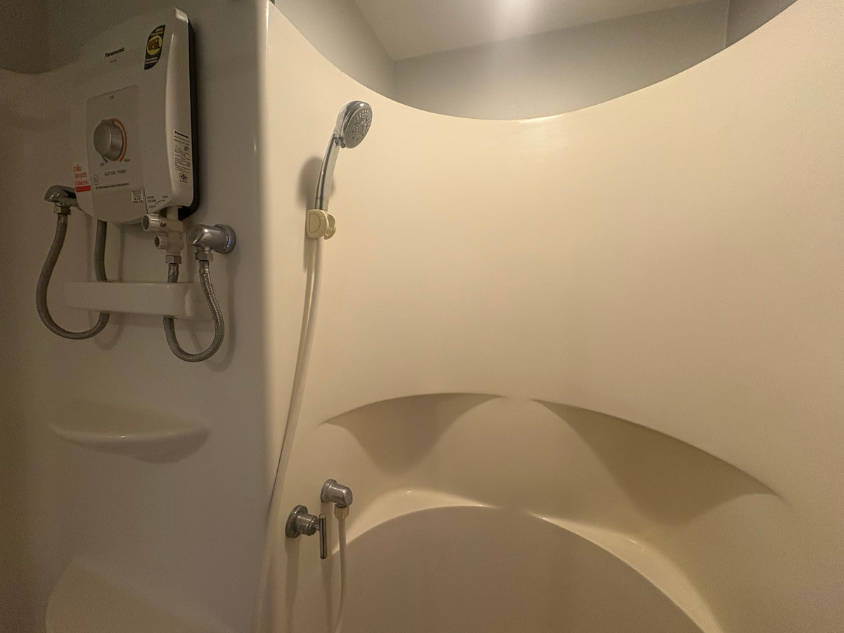 For SaleCondoLadprao, Central Ladprao : ⚡️Cheapest in the building⚡️The room ratchada ladprao near Mrt Ladprao 41 Sqm 3,190,000 B🔥 only. If interested, contact to make an appointment to see Putter 0928895628 💎