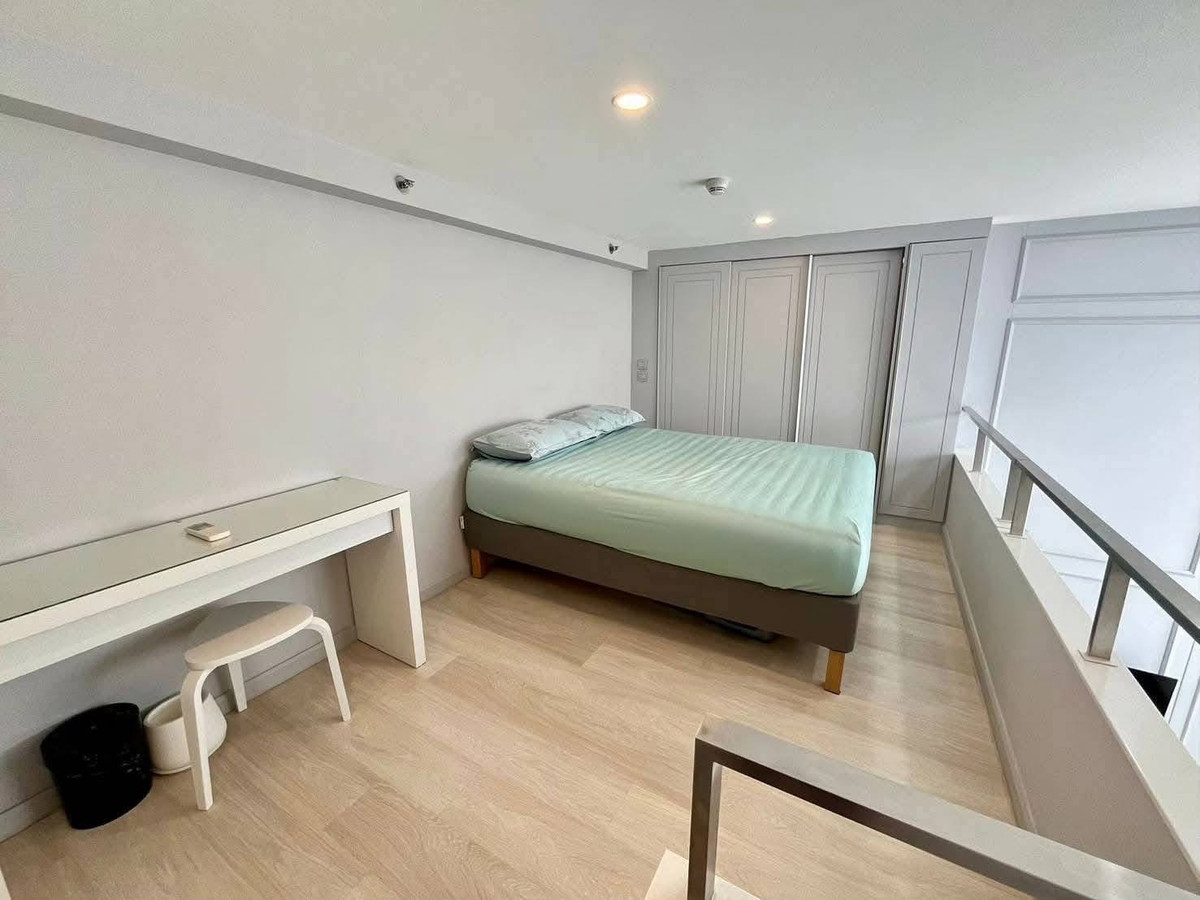 ให้เช่าคอนโดสาทร นราธิวาส : ให้เช่า Duplex ที่ Knightsbridge Prime Sathorn ราคา 28,000 บาท [TTr251134]