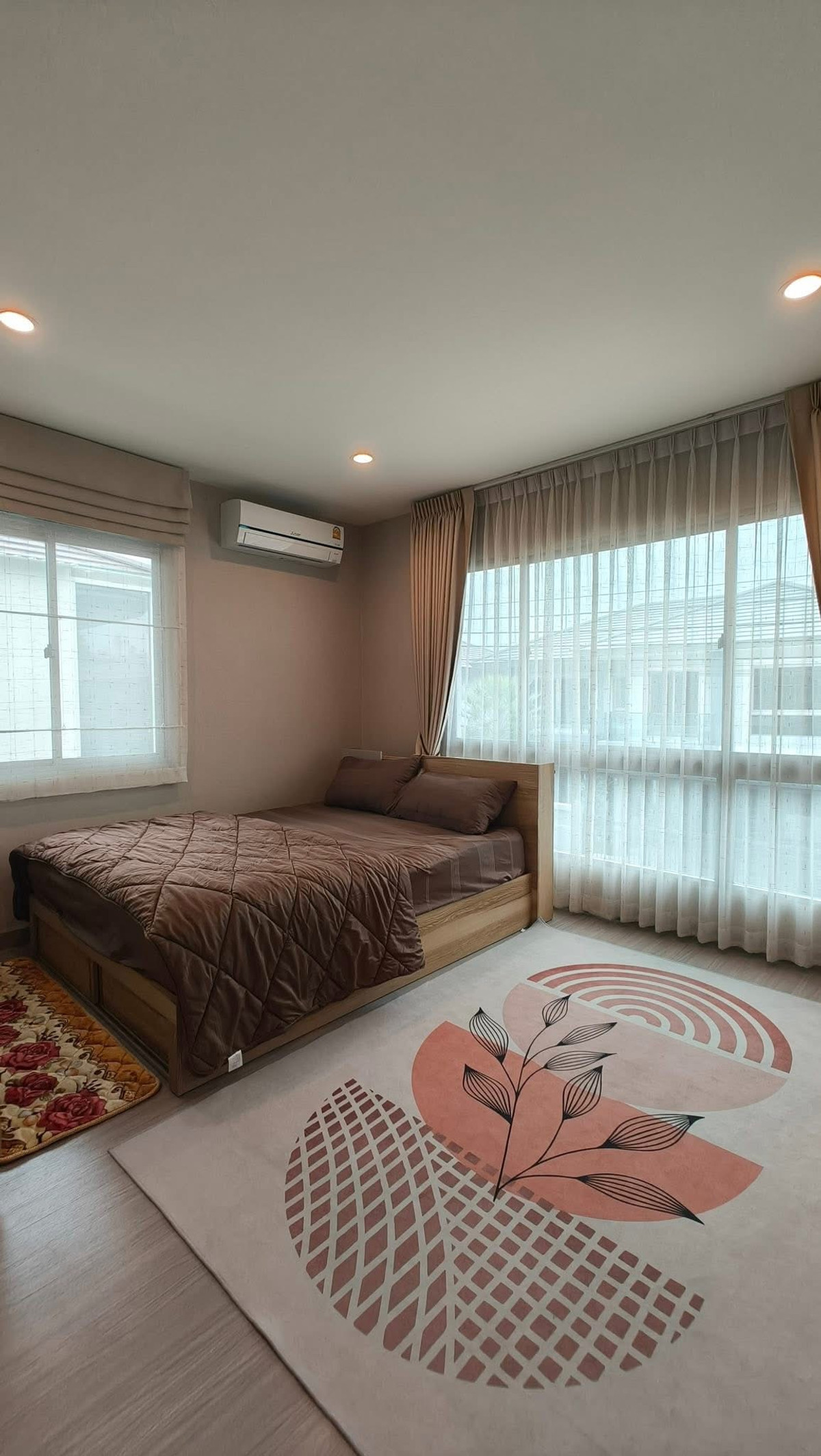 For SaleHouseChaengwatana, Muangthong : Luxury detached house for sale modern style Simple, elegant but perfect in every corner. The Palm Chaengwattana-Chaiyaphruek 70 square meters.