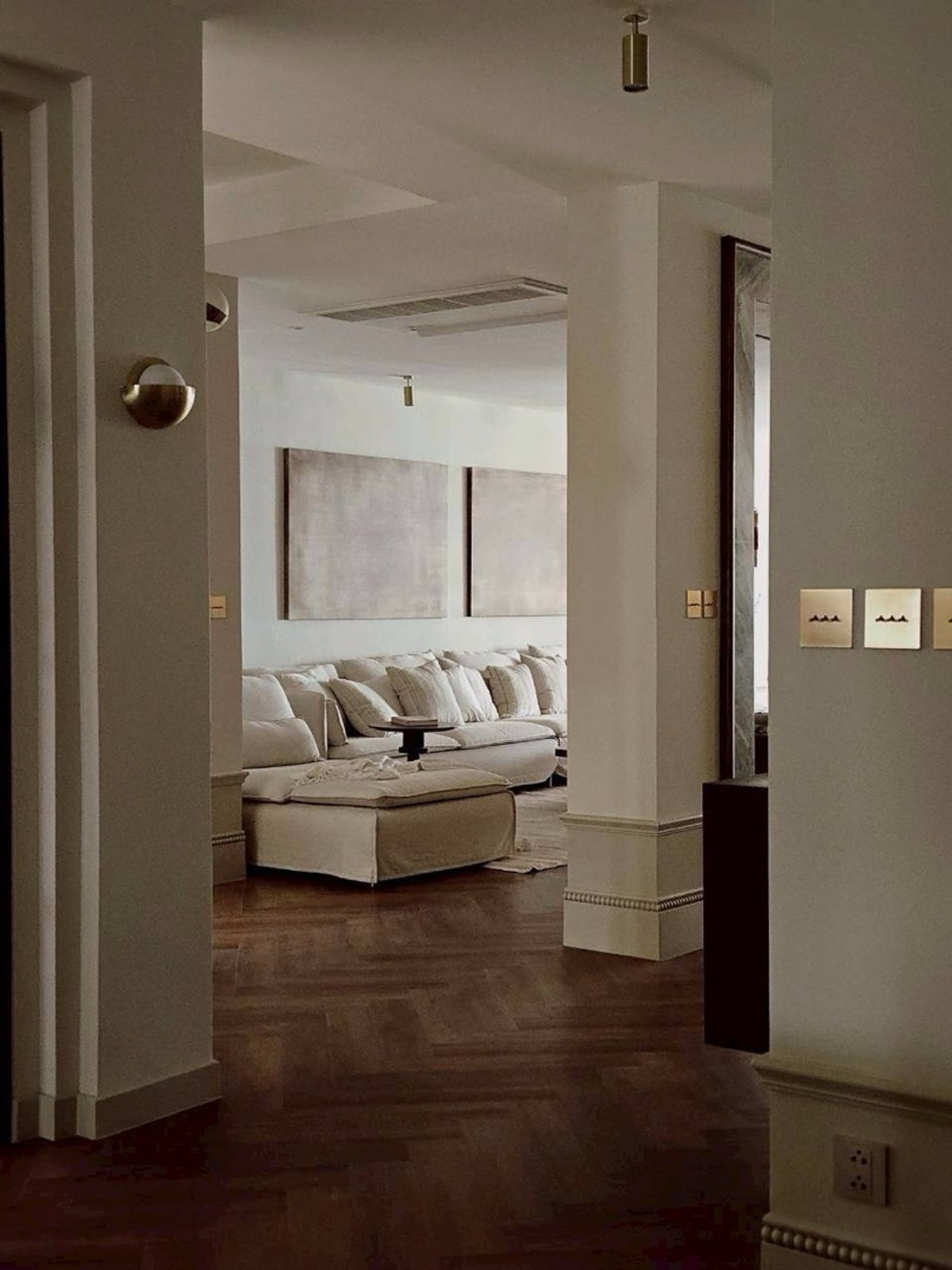 ขายทาวน์โฮมอ่อนนุช อุดมสุข : ขาย ทาวน์โฮมหรู 5 ชั้น 1,000 ตารางเมตร สุขุมวิท 101 ปุณณวิถี มีเพียง 2 ยูนิต เท่านั้น นัดหมาย เพื่อเข้าดูแบบส่วนตัว 061-426-1444 คุณ กรณ์สิรวิชญ์ 