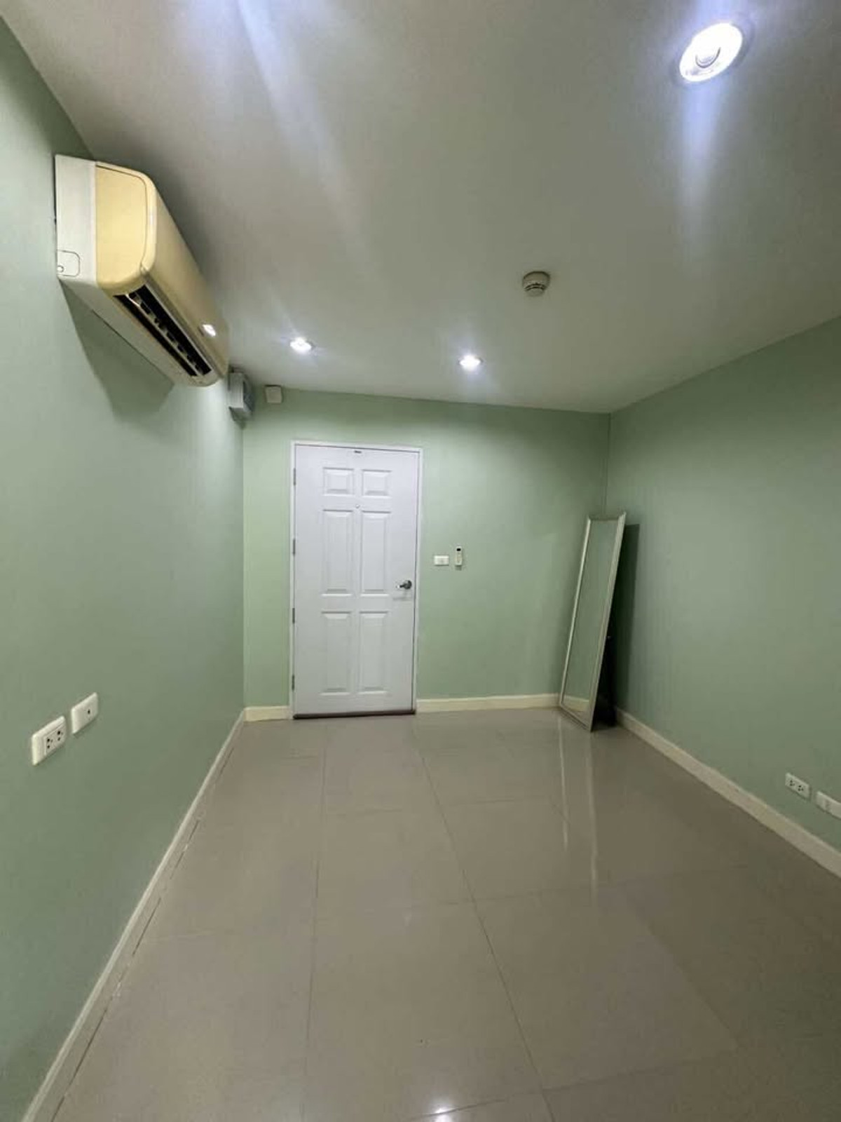 For SaleCondoLadprao, Central Ladprao : Condo for sale Levo Lat Phrao 18 Project 1 price 1,700,000 baht [FLs251120]