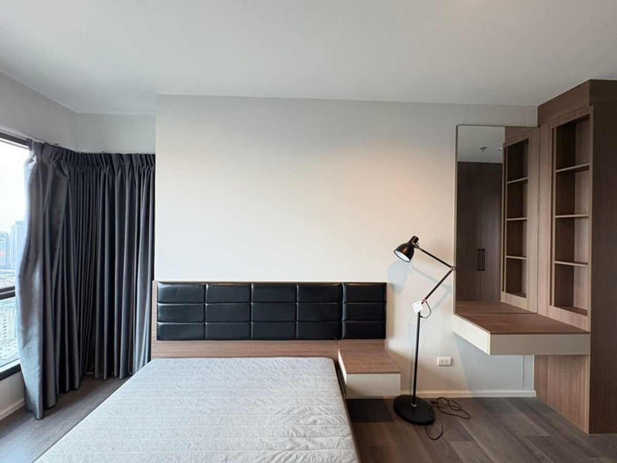 ให้เช่าคอนโดบางซื่อ วงศ์สว่าง เตาปูน : 💖💖ปล่อยเช่า The Stage Taopoon Interchange / 2 ห้องนอน ขนาด 58  ตรม ราคา 21,000  บาท  / สอบถามได้นะคะ Line ID = atfirm2010 💖💖