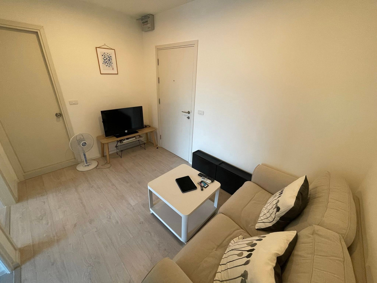 For RentCondoThaphra, Talat Phlu, Wutthakat : ⭐️ Aspire Sathorn - Thapra ⭐️ 1 bedroom, 30.5 sq m., with furniture and electrical appliances, ready to move in.