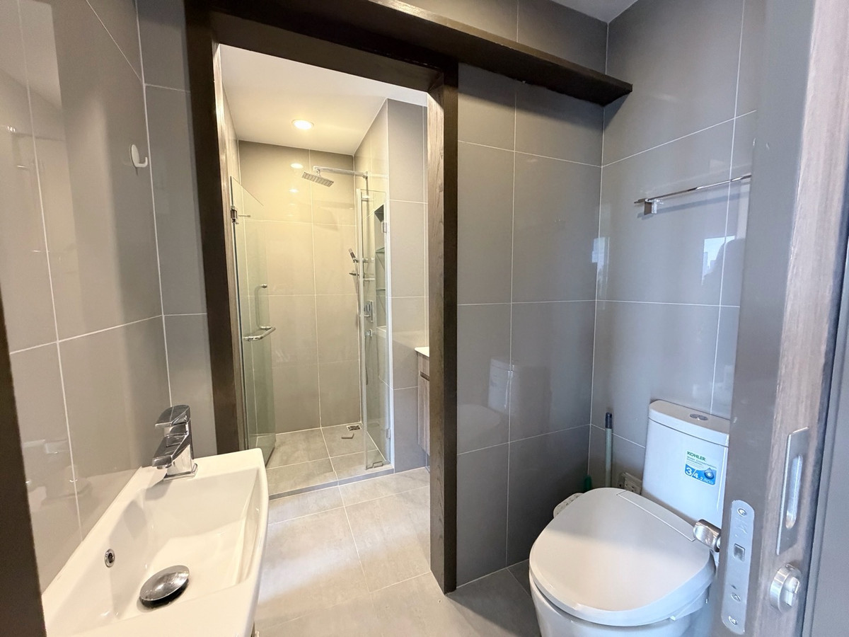 For SaleCondoRama9, Petchburi, RCA : Ideo Mobi Asoke | 2-Bed room, panoramic view worth millions! Floor 20+, 100% open view (54 sq m.) ✨ Best price! Near MRT Phetchaburi / ARL Makkasan