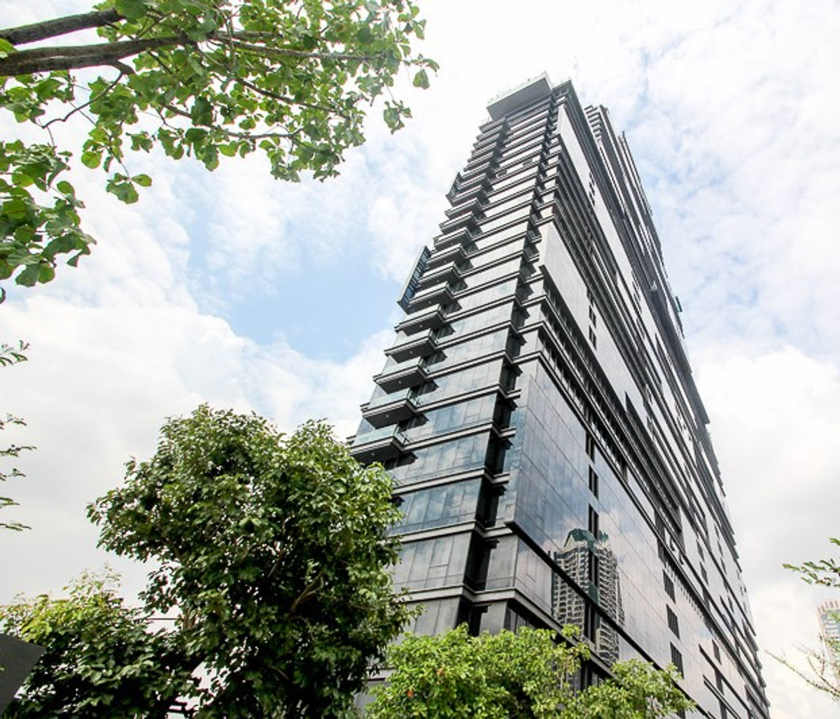 ให้เช่าคอนโดสาทร นราธิวาส : ✨ The Bangkok Sathorn นิยามใหม่ของความสง่างามและความเป็นส่วนตัว บนทำเลทองใจกลาง CBD 🎉