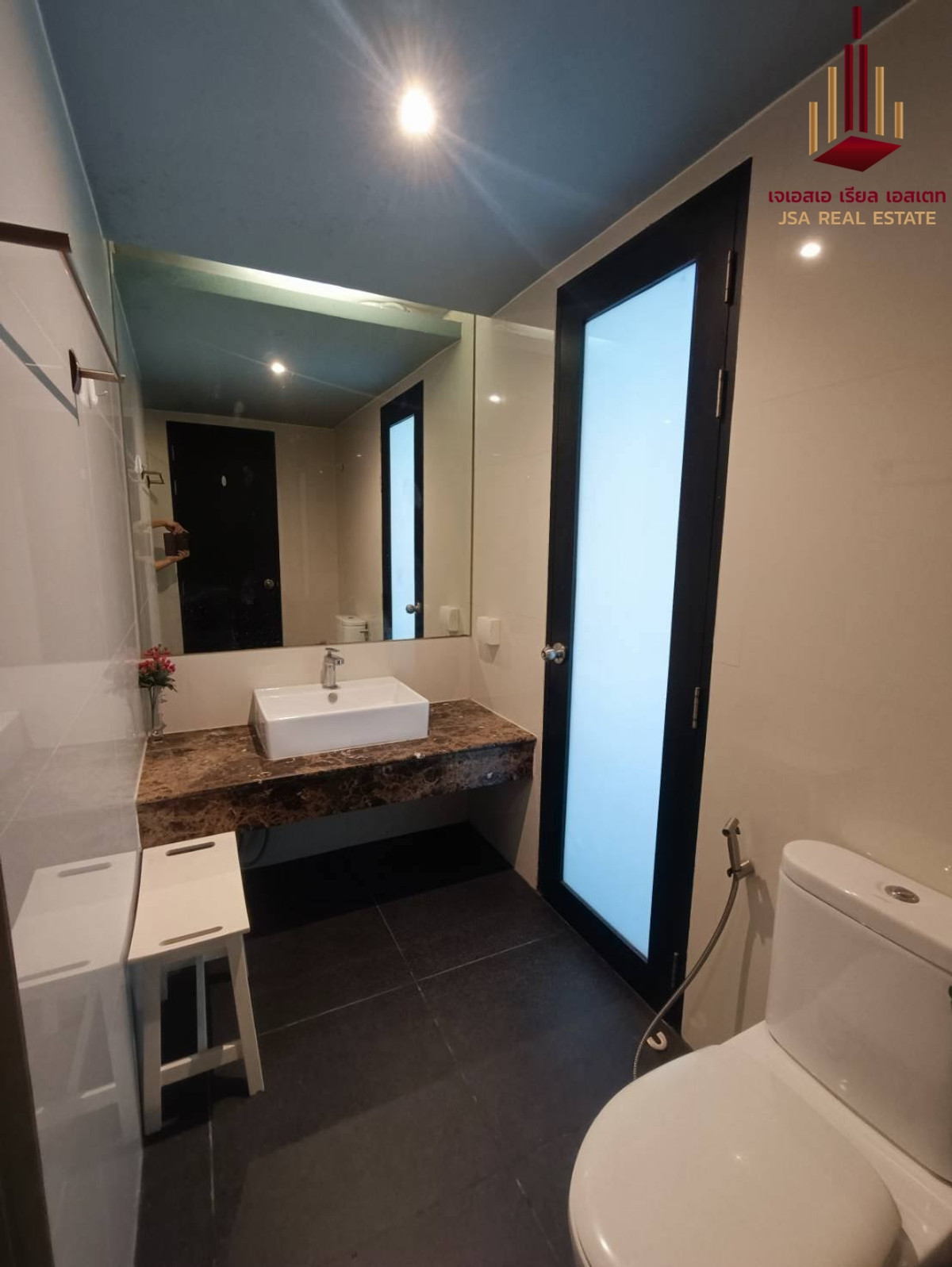 For RentCondoWitthayu, Chidlom, Langsuan, Ploenchit : ✨ For Rent : The Tempo Ruamrudee Condo ✨ 💰 Only 23,000 thb/month