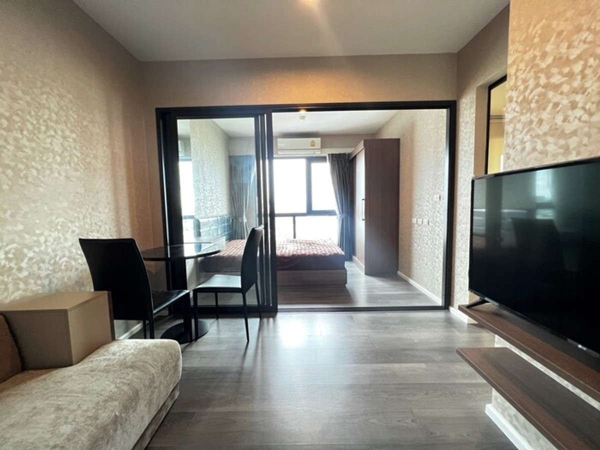 ขายคอนโดบางซื่อ วงศ์สว่าง เตาปูน : 💖💖ขายห้องสวย  The Stage Taopoon Interchange / 1 ห้องนอน ขนาด 26  ตรม ราคาเพียง 2.59  ล้านบาท  / สอบถามได้นะคะ Line ID = atfirm2010 💖💖