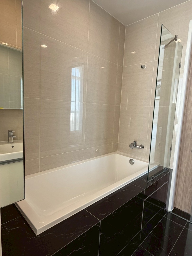 ให้เช่าคอนโดสุขุมวิท อโศก ทองหล่อ : 🔥ให้เช่าด่วน🔥พาร์ค ออริจิ้น พร้อมพงษ์ ห้องกว้าง วิวไม่บล็อค เฟอร์นิเจอร์ครบพร้อมเข้าอยู่ ใกล้ BTS พร้อมพงษ์