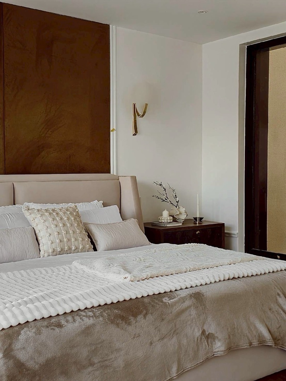 ขายทาวน์โฮมอ่อนนุช อุดมสุข : ขาย ทาวน์โฮมหรู 5 ชั้น 1,000 ตารางเมตร สุขุมวิท 101 ปุณณวิถี มีเพียง 2 ยูนิต เท่านั้น นัดหมาย เพื่อเข้าดูแบบส่วนตัว 061-426-1444 คุณ กรณ์สิรวิชญ์ 