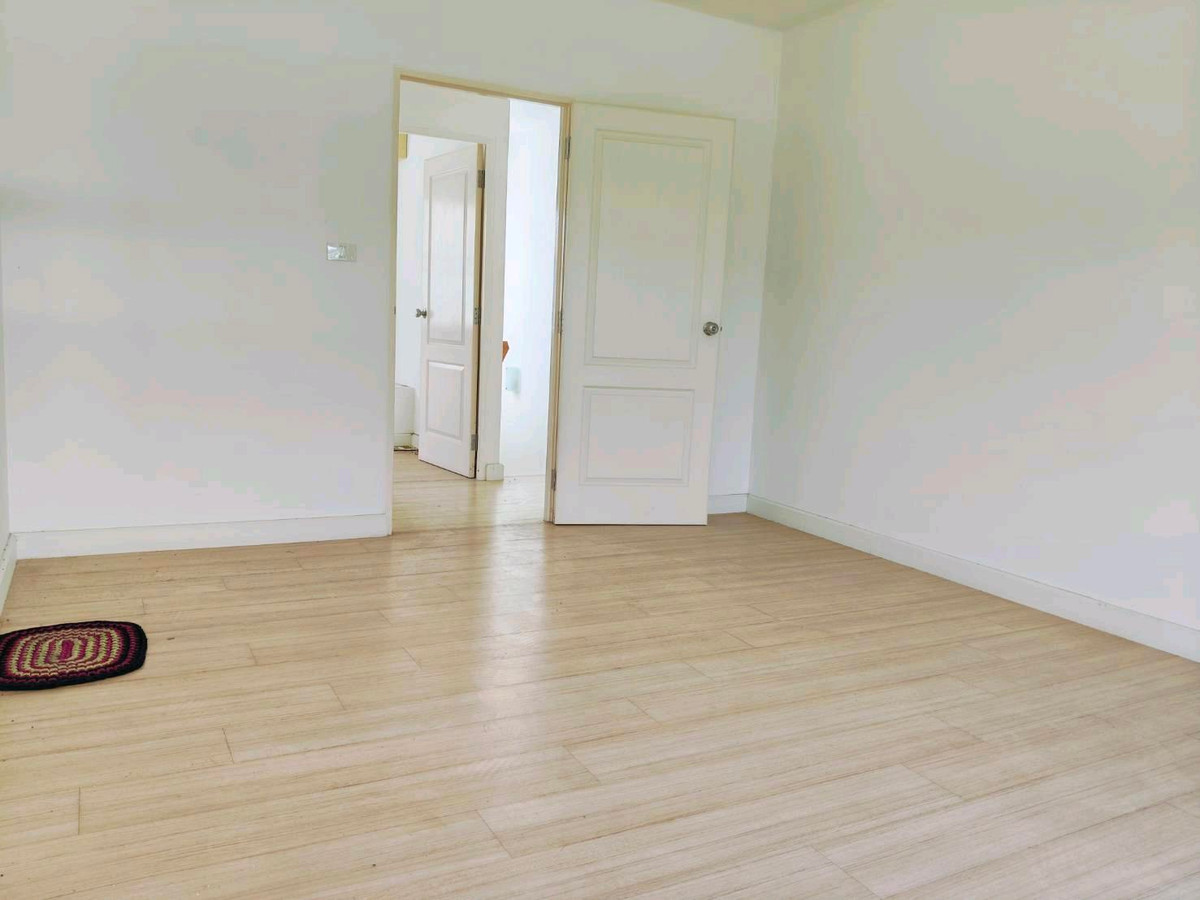 ขายบ้านพระราม 2 บางขุนเทียน : ทาวน์โฮม Villaggio พระราม2-บางกระดี่ 35/1 โครงการคุณภาพ LH บ้านกว้างมีพื้นที่สวน  ต่อเติมแล้วซอยแรกต้นโครงการติดสระว่ายน้ำ