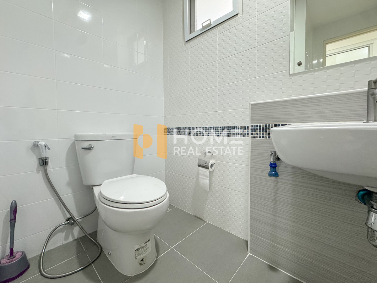 ขายบ้านลาดกระบัง สุวรรณภูมิ : ตำแหน่งใกล้ส่วนกลาง ✨ มัณฑนา อ่อนนุช - วงแหวน 4 / 3 ห้องนอน (ขาย), Manthana Onnut - Wongwan 4 / 3 Bedrooms (FOR SALE) POON089