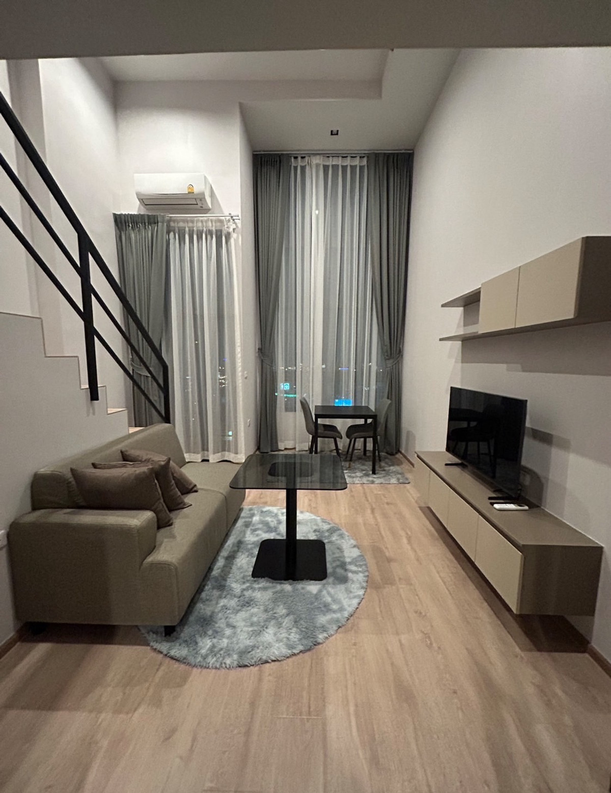 For RentCondoRama9, Petchburi, RCA : !! Beautiful room for rent, Condo Ideo Rama 9-Asoke, near MRT Rama 9.