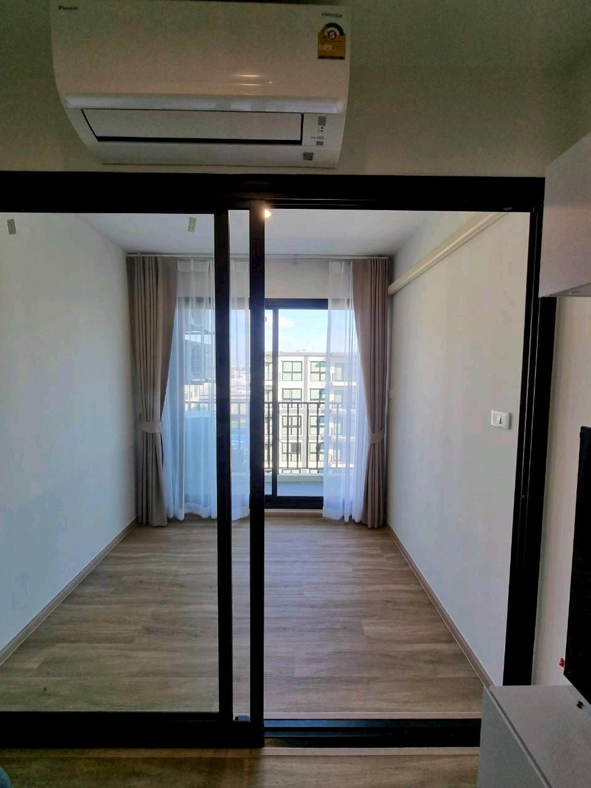 ให้เช่าคอนโดบางนา แบริ่ง ลาซาล : คอนโดให้เช่า | Arlo (อาโล่) ลาซาล สุขุมวิท 105 (ลาซาล 17) เลี้ยงสัตว์ได้ ห้องใหม่ พร้อมอยู่