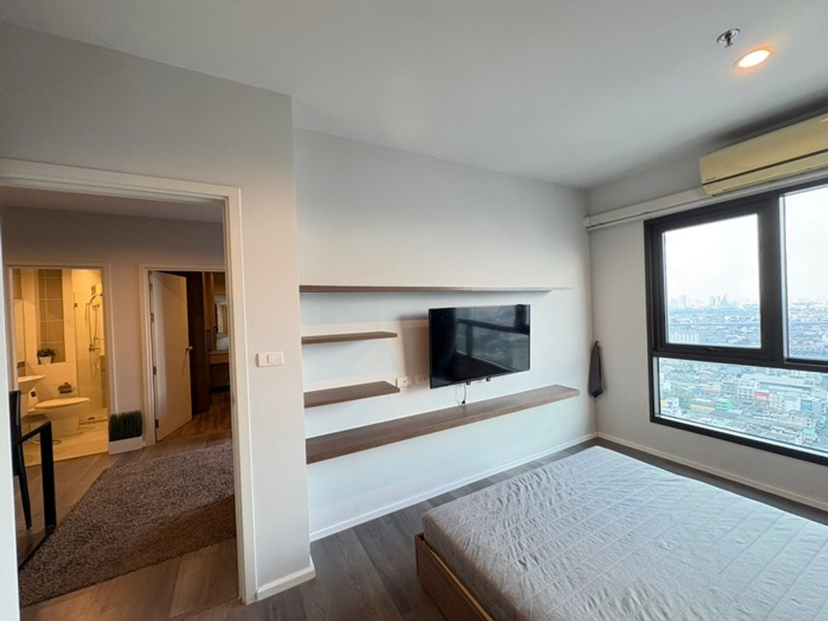 ให้เช่าคอนโดบางซื่อ วงศ์สว่าง เตาปูน : 💖💖ปล่อยเช่า The Stage Taopoon Interchange / 2 ห้องนอน ขนาด 58  ตรม ราคา 21,000  บาท  / สอบถามได้นะคะ Line ID = atfirm2010 💖💖