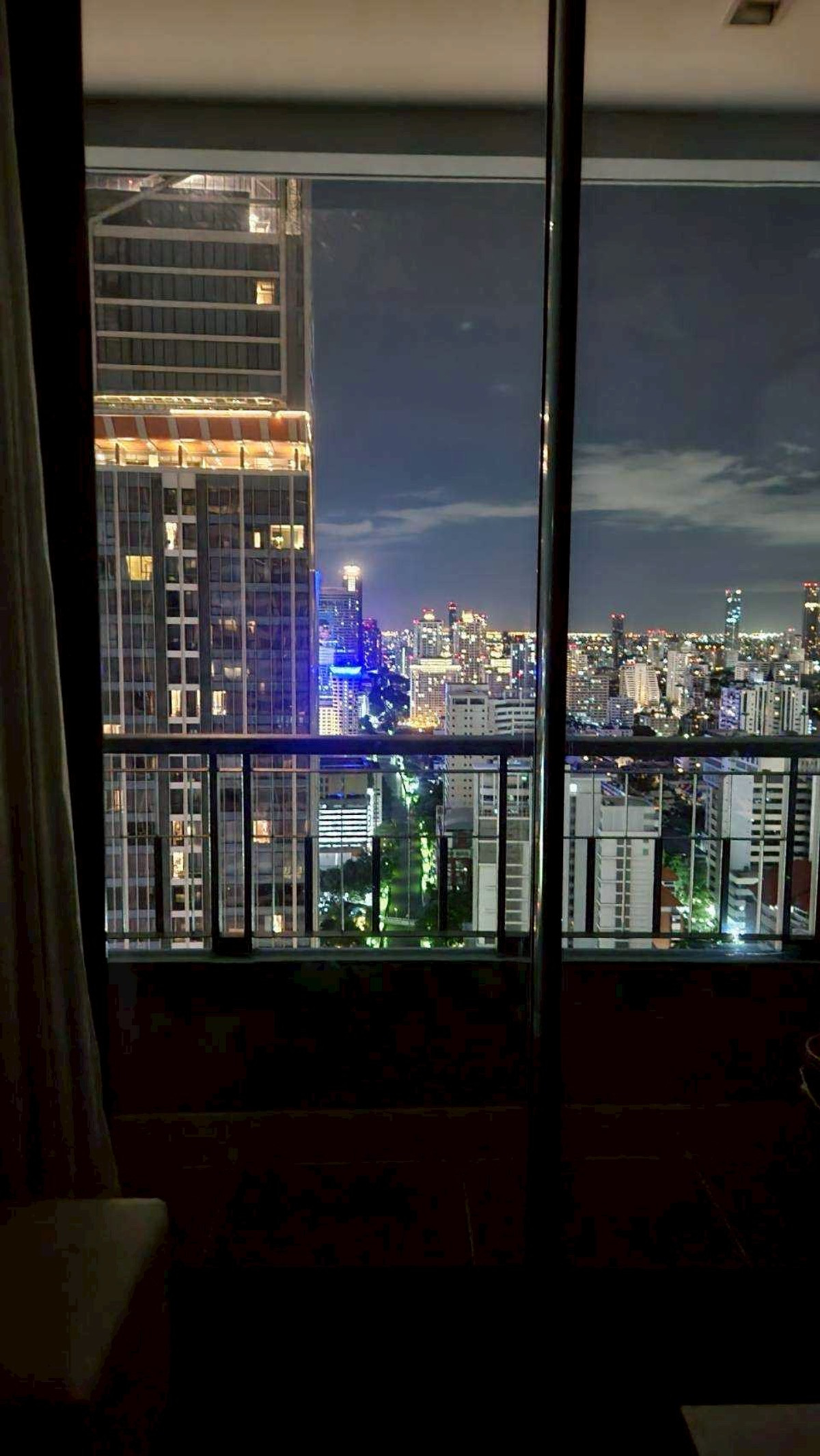 For SaleCondoRama9, Petchburi, RCA : Urgent sale Q Asoke 2 bedrooms, 2 bathrooms (special price) Q Asoke