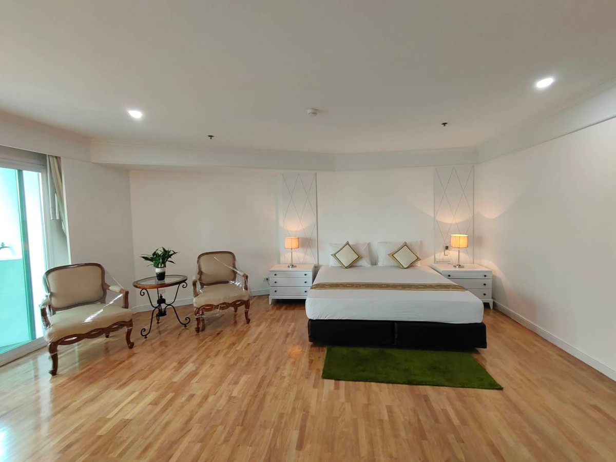 For RentCondoSukhumvit, Asoke, Thonglor : Condo for rent: GM Tower (G.M. Tower) (( BTS Phrom Phong )) MK-02 line @livingbkk