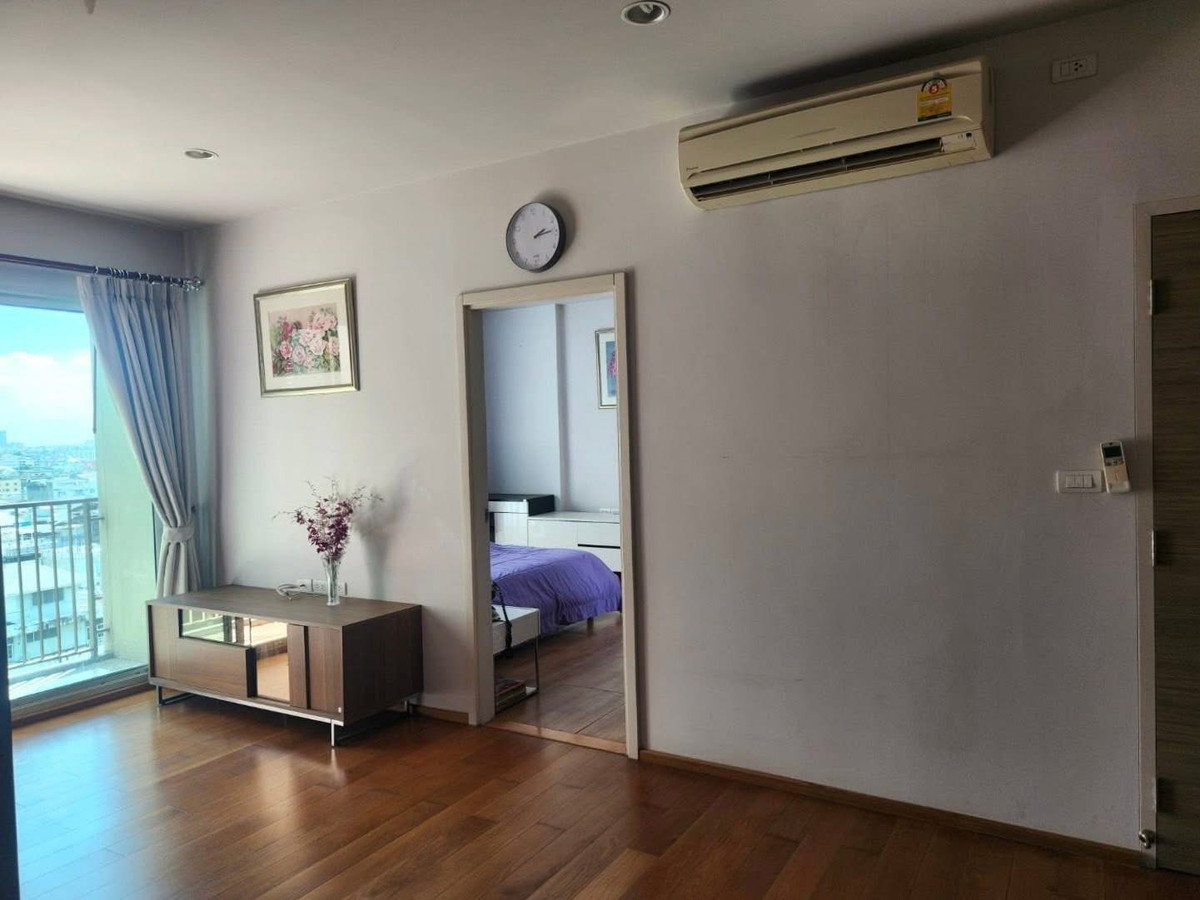 For SaleCondoWongwianyai, Charoennakor : ⚡️Hot Deal⚡️Hive taksin 💎49 Sqm 💎 3.95 Mb🔥 Cheapest in the market ⚡️ Open Bts view, not blocked⚡️If interested, contact to make an appointment to view🔥 Putter 0928895628🔥