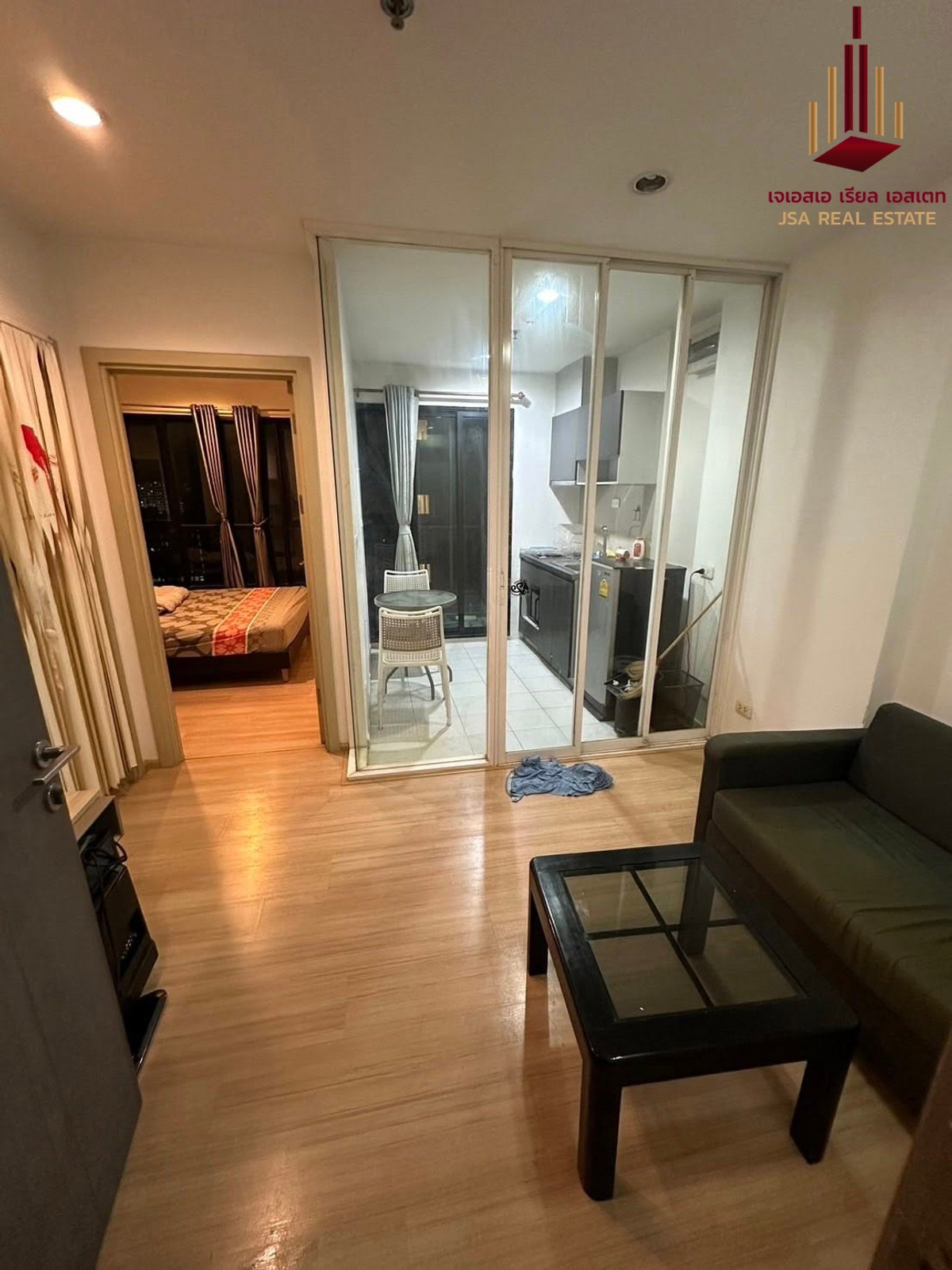 ให้เช่าคอนโดพระราม 9 เพชรบุรีตัดใหม่ RCA : ✨ For Rent : The Base Rama 9 - Ramkhamhaeng  Condo ✨  💰 Only 12,000 thb/month