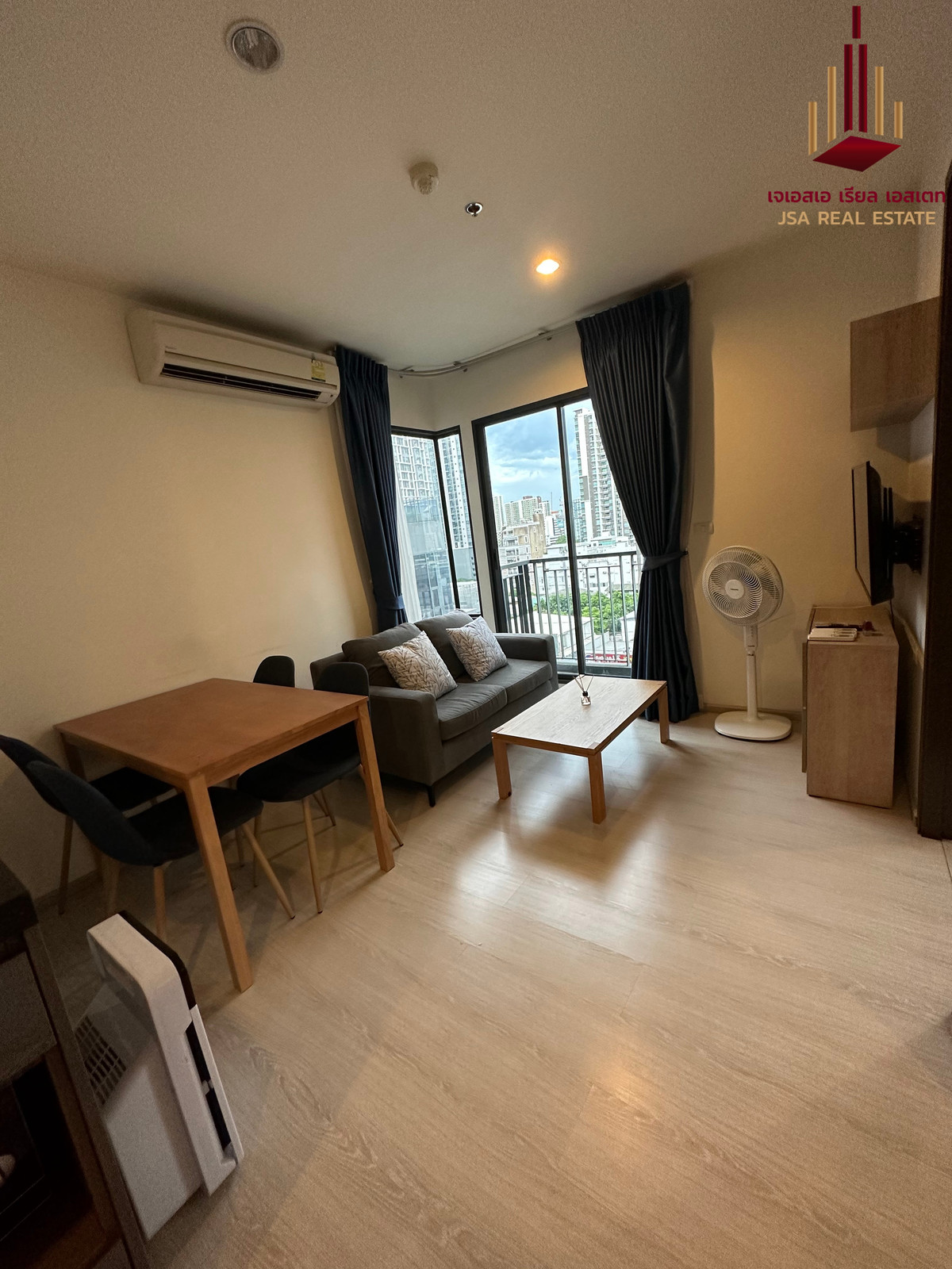 For RentCondoRama9, Petchburi, RCA : ✨ For Rent: RHYTHM Asoke Condo ✨ 💰 Only 14,500 THB/month